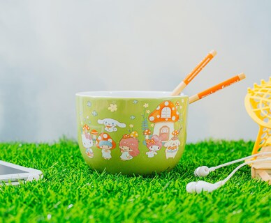 Foto 4 | Foto 4 | Juego De Vajilla Silver Buffalo Sanrio Hello Kitty Mushroom - Venta Internacional.