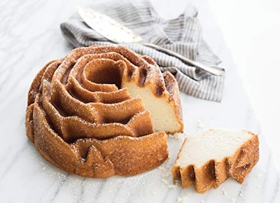 Foto 6 | Foto 6 | Molde Bundt Nordic Ware de Aluminio Fundido Rosa con Capacidad de 2.4 l - Venta Internacional
