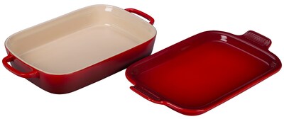 Foto 1 | Foto 1 | Plato Para Hornear Le Creuset De Gres Con Tapa Para Bandeja, 37 Cm, Color Cereza - Venta Internacional.