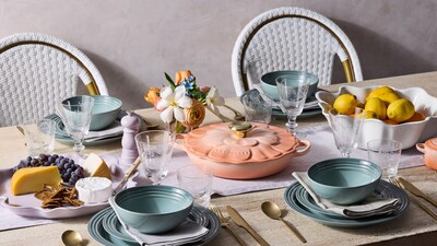 Foto 3 | Foto 3 | Hierro Fundido Esmaltado Braiser Le Creuset Signature, 2,25 L, Color Melocotón - Venta Internacional.