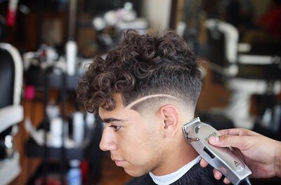 Foto 3 | Foto 3 | Cortadora Alámbrica Andis de Cabello-Venta Internacional