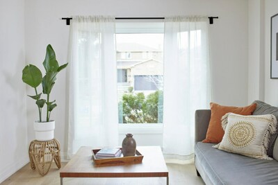 Foto 3 | Foto 3 | Ganchos Para Barra De Cortina Command, 10 Libras, Negro Mate, 2 Ganchos, 4 Tiras - Venta Internacional.