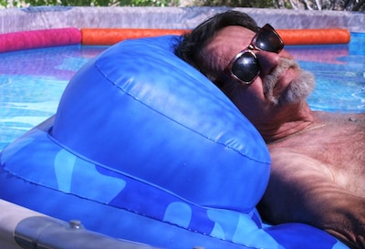 Foto 3 | Foto 3 | Alfombrilla Flotante Para Piscina Swimline Sumo, Grande, Con Soporte Para Bebidas Y Almacenamiento - Venta Internacional.