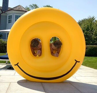 Foto 5 | Foto 5 | Cara Sonriente Amarilla De Pool Float Swimline Para 3 A 5 Personas - Venta Internacional.