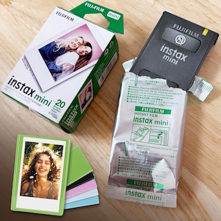 Foto 2 | Foto 2 | Película, Marcos Magnéticos Y Tela De Microfibra Fujifilm Mini Instax - Venta Internacional.