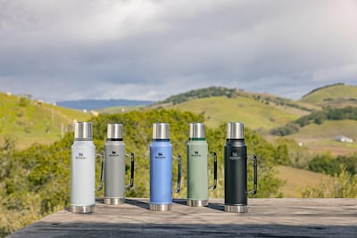 Foto 2 | Foto 2 | Termo Stanley Classic Gris Boca Ancha 1,5 L - Venta Internacional