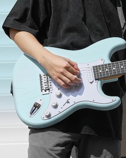 Foto 7 | Foto 7 | Guitarra Eléctrica Donner Dst-80 99 Cm Con Amplificador Y Accesorios - Venta Internacional.