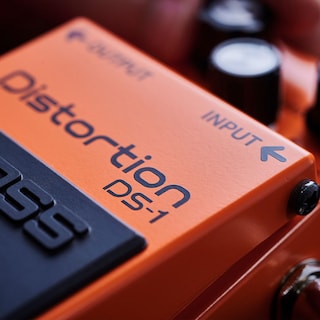 Foto 5 | Foto 5 | Paquete De Pedales De Distorsión Boss Ds-1 Con Fuente De Alimentación Y Cables - Venta Internacional.