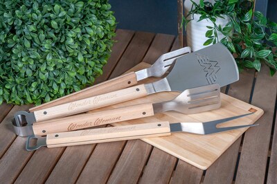Foto 6 | Foto 6 | Juego De Utensilios Para Barbacoa Wonder Woman De Dc Comics 3 Piezas - Venta Internacional.