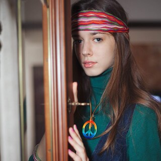 Foto 6 | Foto 6 | Set De Collares Con Colgante Tatuo Con El Signo De La Paz, Arcoíris, 60, 70 X 20 - Venta Internacional.