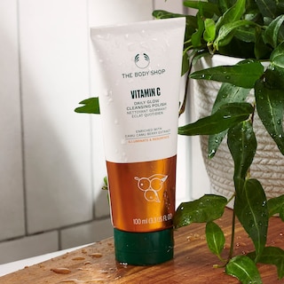 Foto 4 | Foto 4 | Esmalte Limpiador The Body Shop Vitamin C Daily Glow 100 Ml - Venta Internacional.