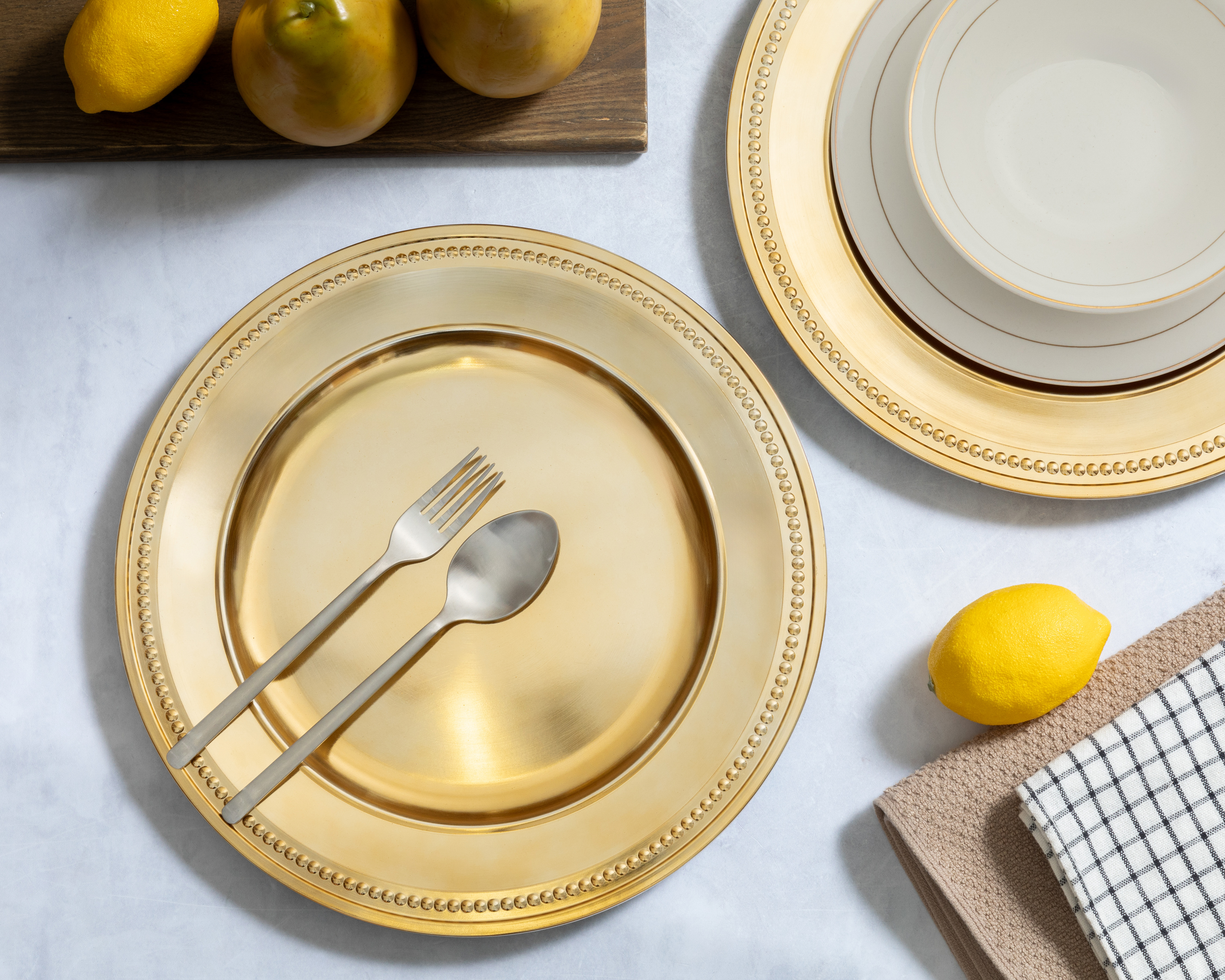 Foto 5 pulgar | Foto 4 | Plato Plano de Plástico Dorado 4 Piezas