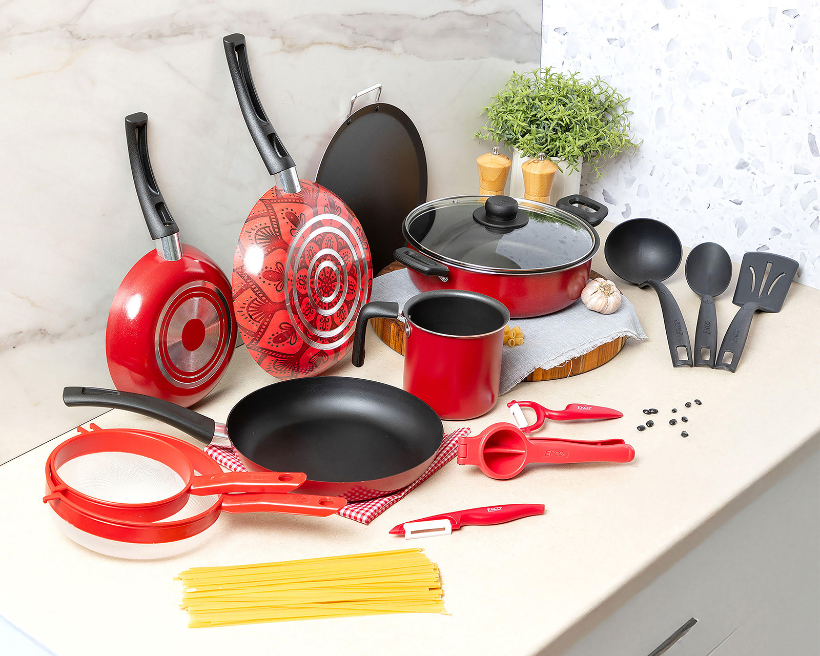 Batería de Cocina Ecko 15 Piezas de Aluminio