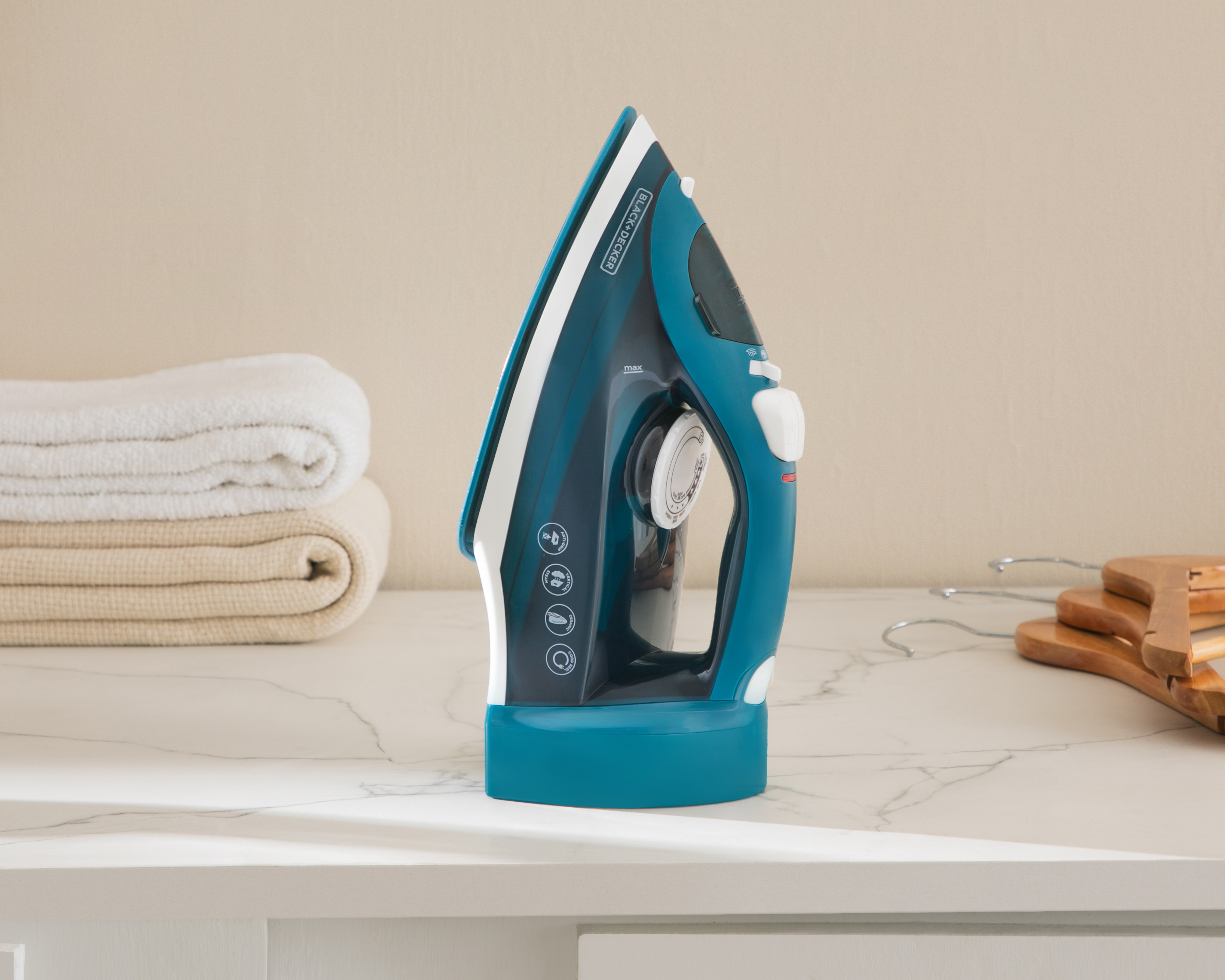 Foto 8 pulgar | Foto 7 | Plancha Black+Decker ICR004B-LA de Cerámica