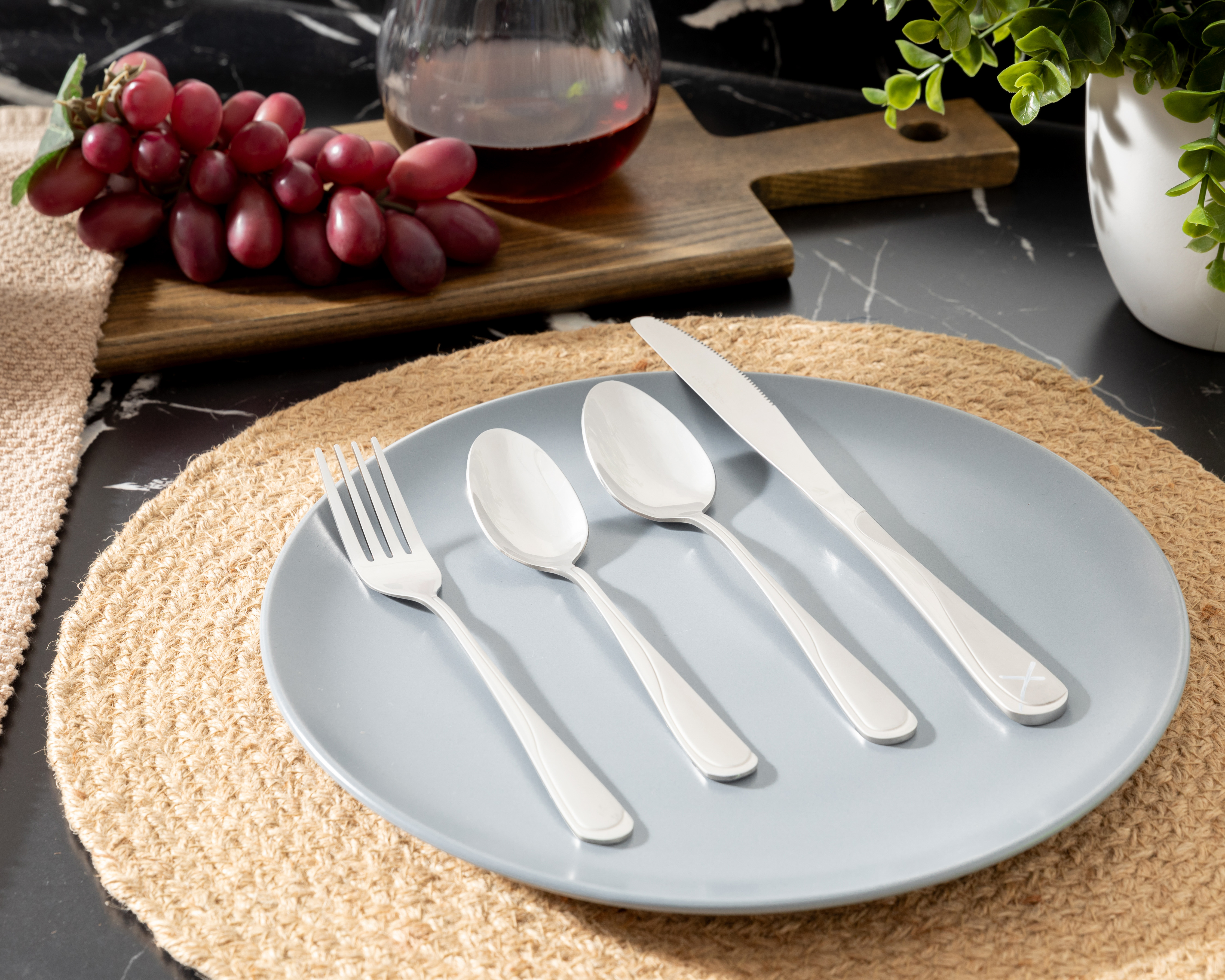 Foto 5 pulgar | Foto 4 | Juego de Cubiertos Starhaus de Acero Inoxidable 16 Piezas