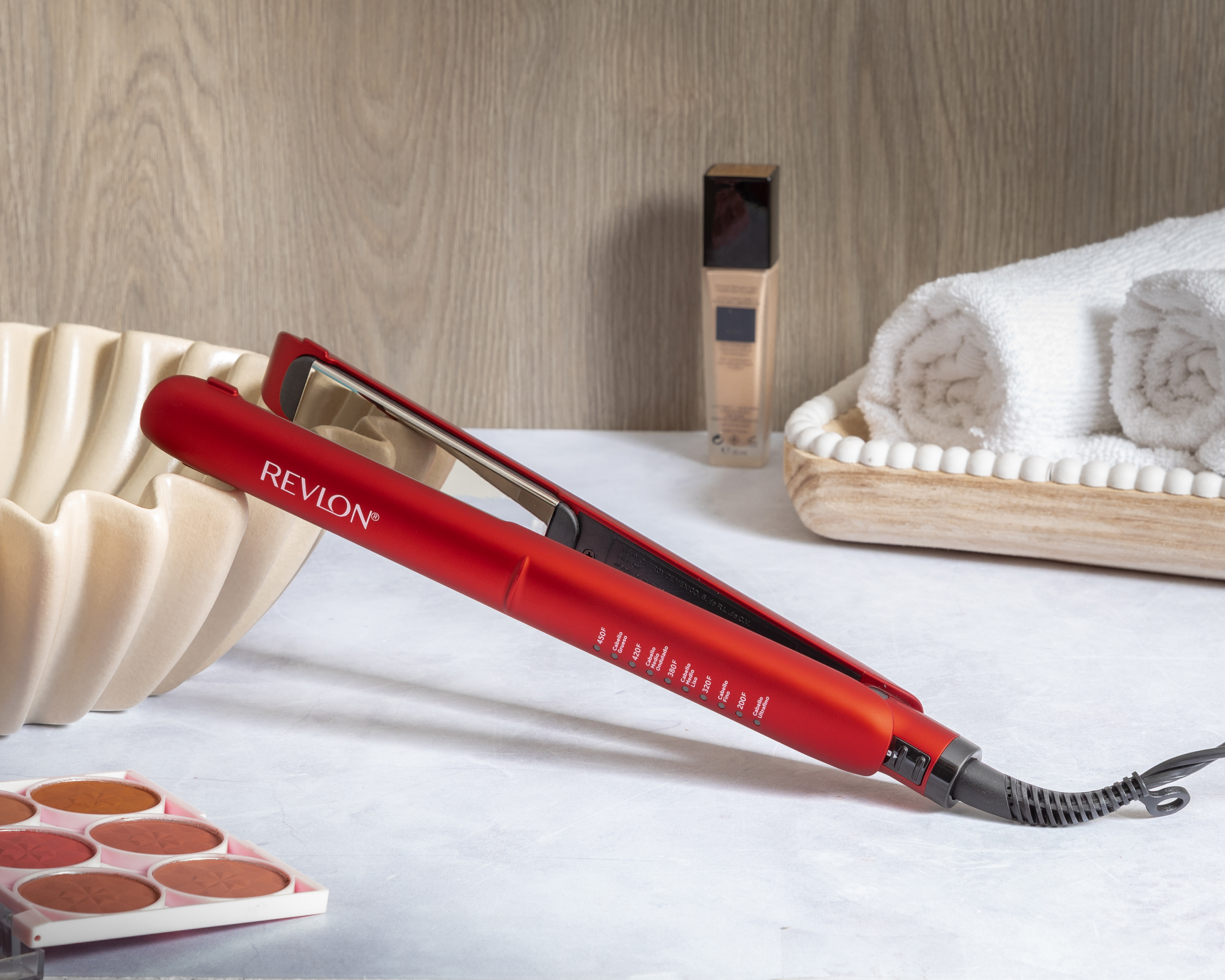 Foto 5 pulgar | Foto 4 | Plancha para Cabello Revlon con Recubrimiento de Titanio