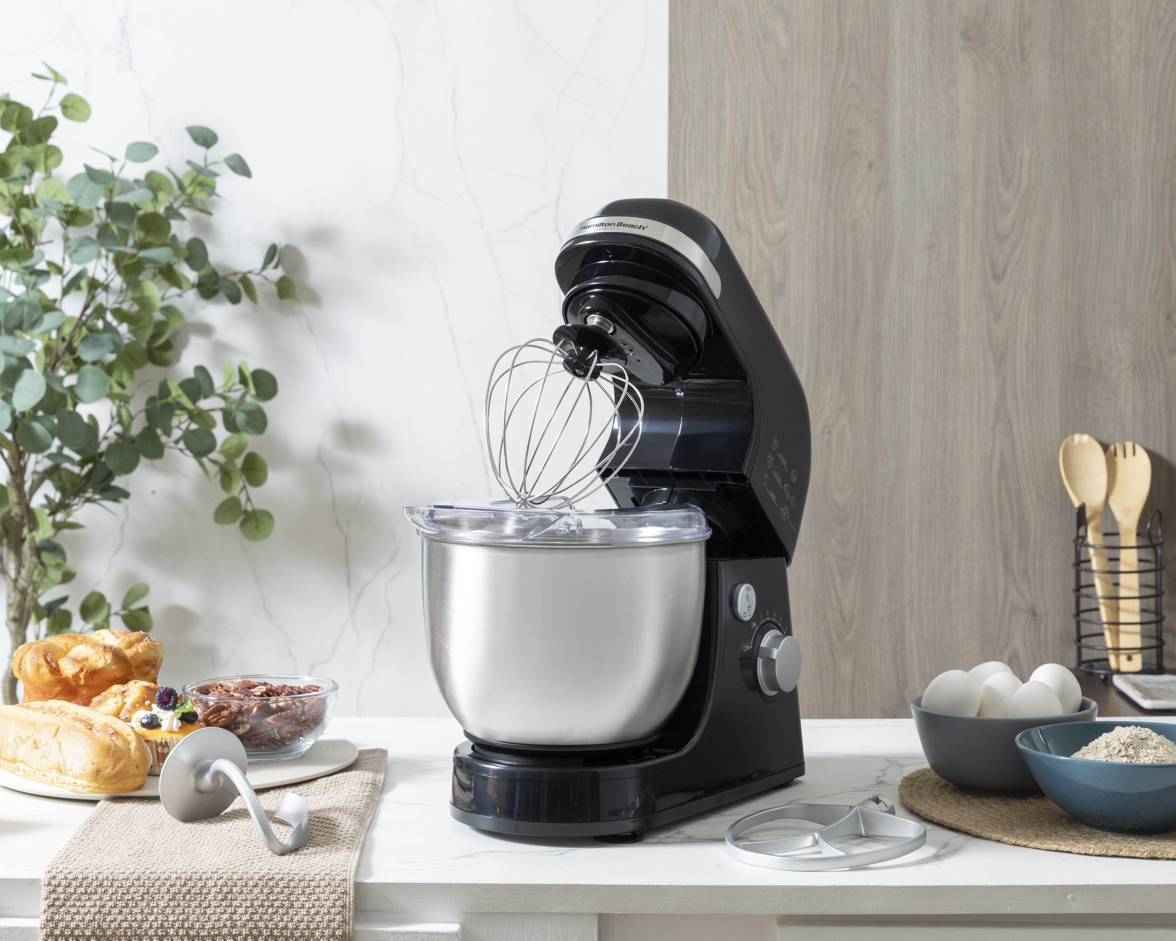 Batidora de Pedestal Hamilton Beach 7 Velocidades 3 Accesorios