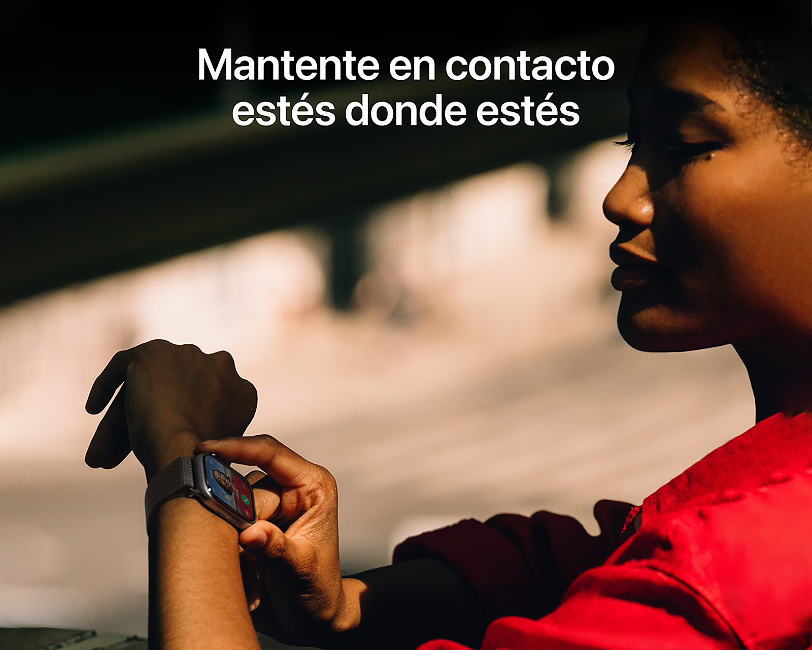 Foto 8 pulgar | Foto 7 | Preventa Apple Watch Series 11 42 mm Oro
