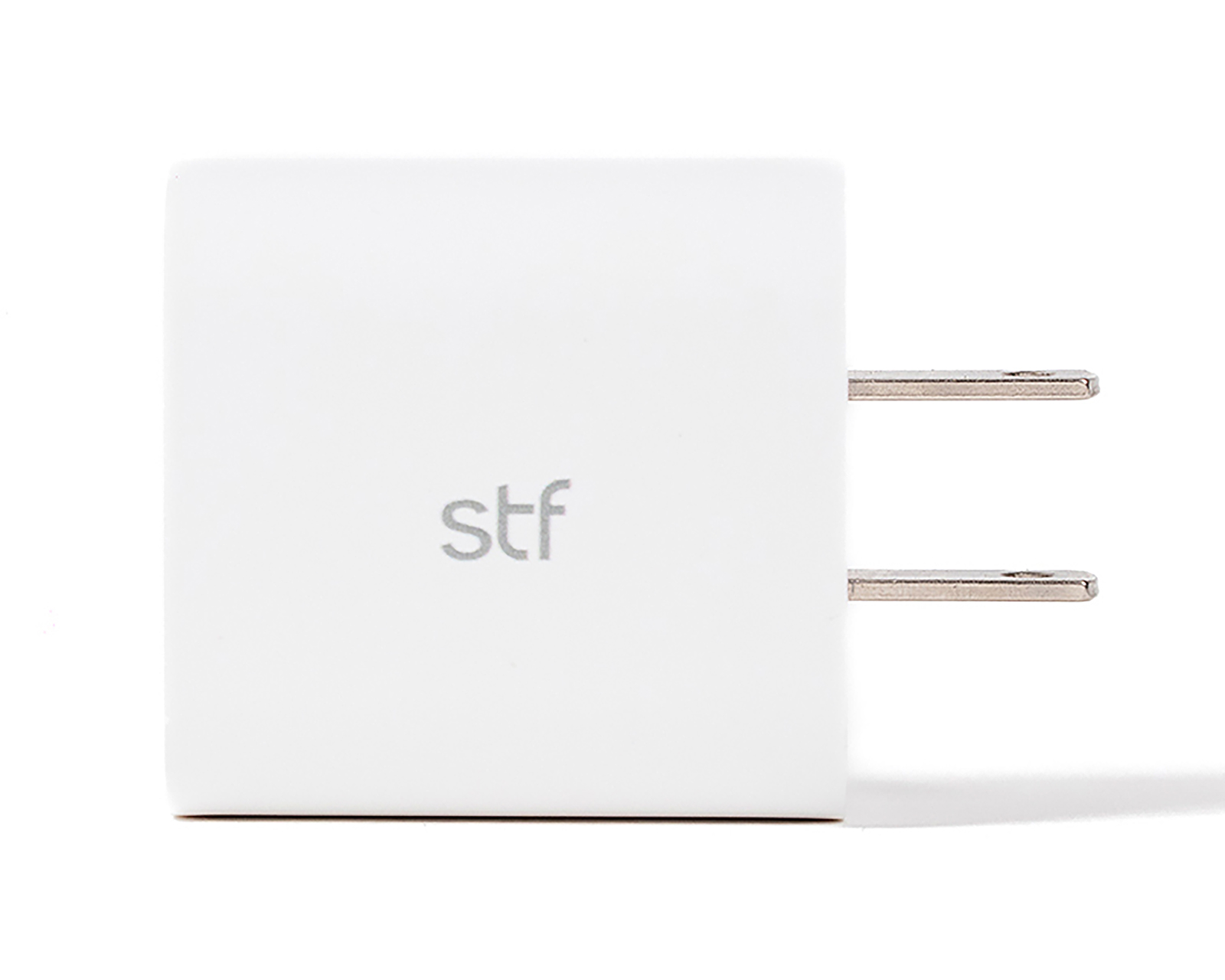 Adaptador de Corriente STF con Entrada USB y USB-C 20W
