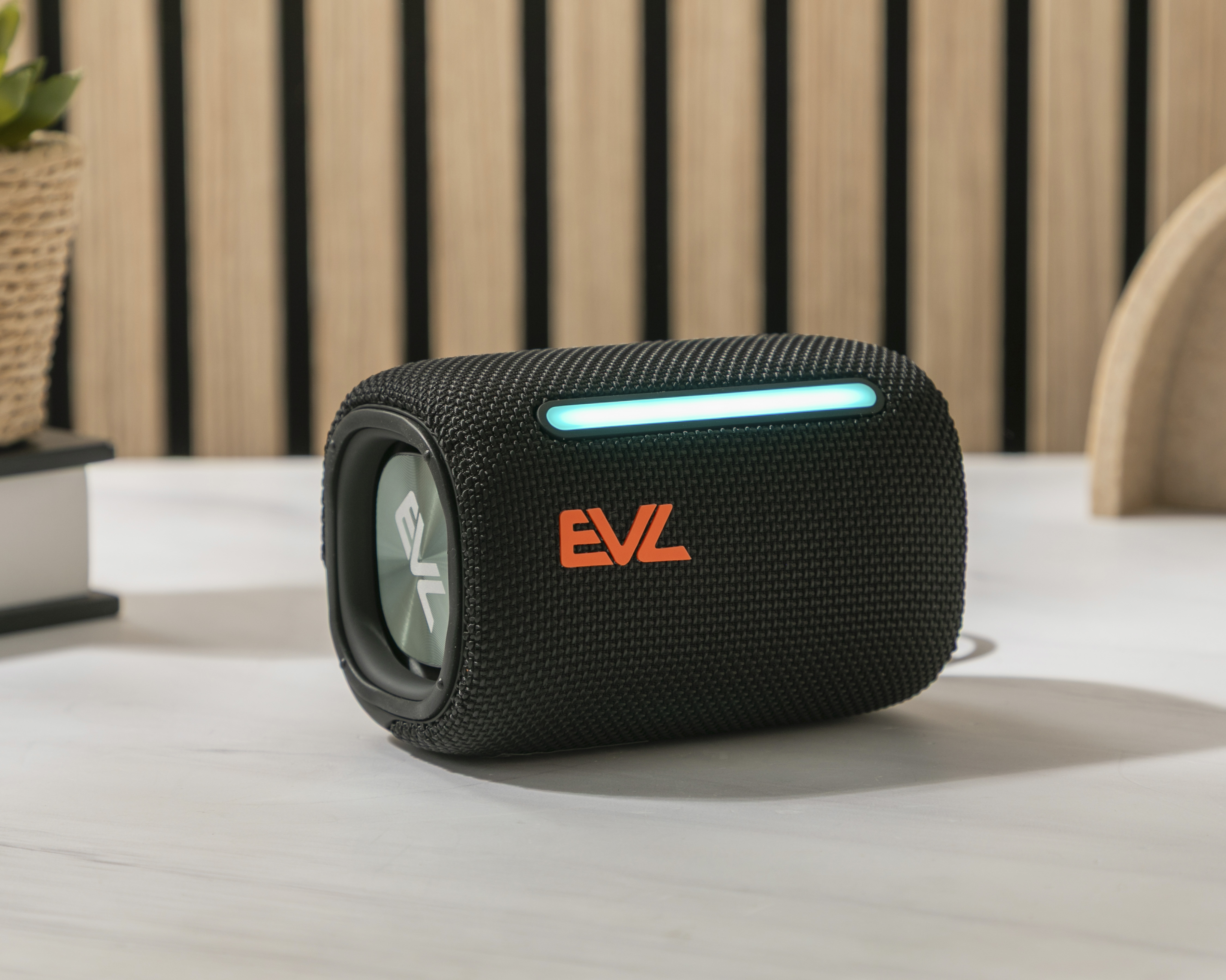 Foto 7 | Foto 7 | Bocina Bluetooth EVL Rebel 01 5 W Resistente al Agua