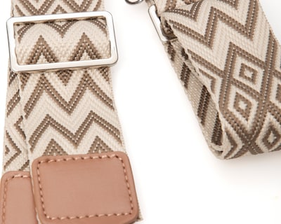 Foto 4 | Foto 4 | Correa para Celular Café Blob Universal