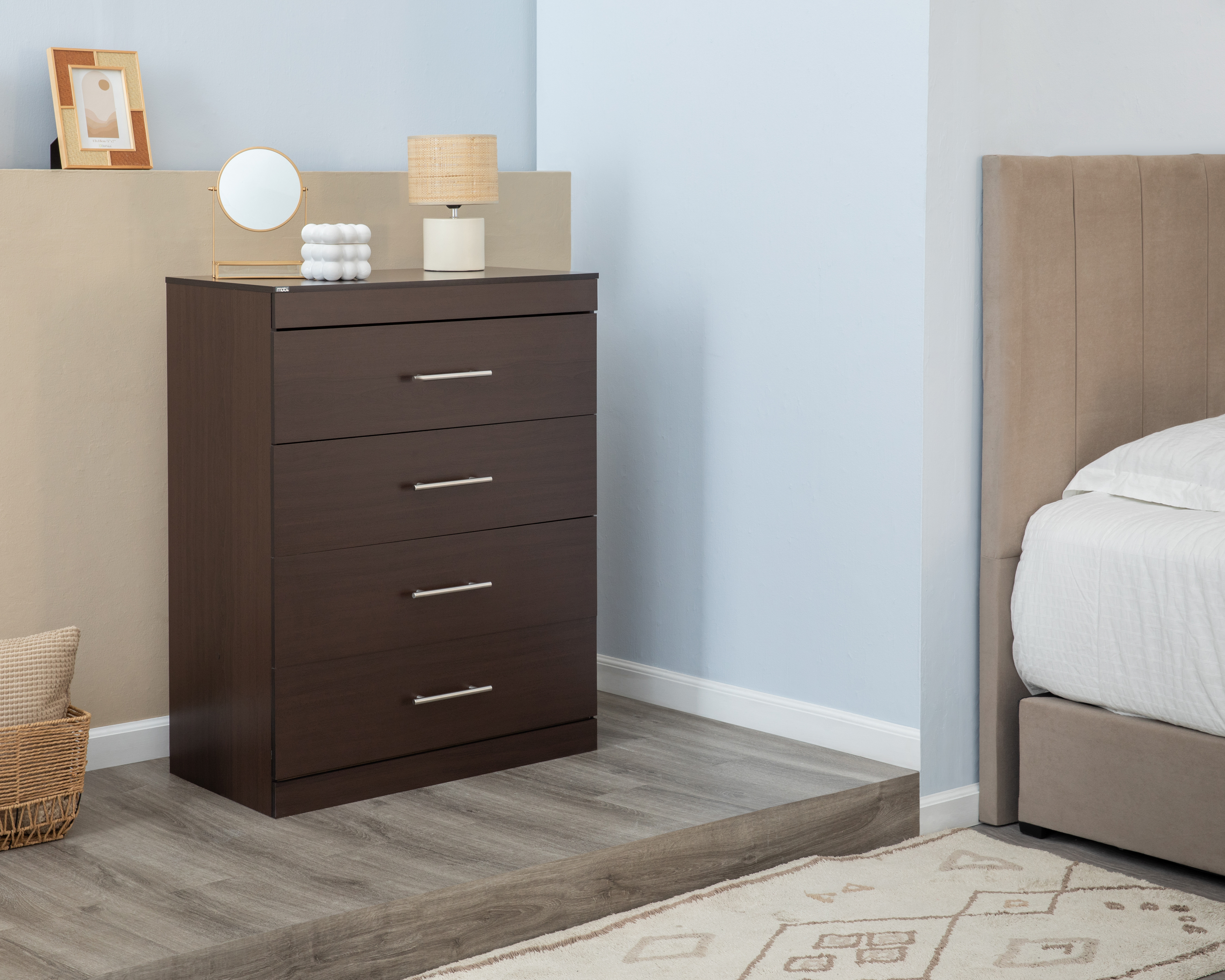 Cómoda Mobi Firenze 78.4 cm Chocolate