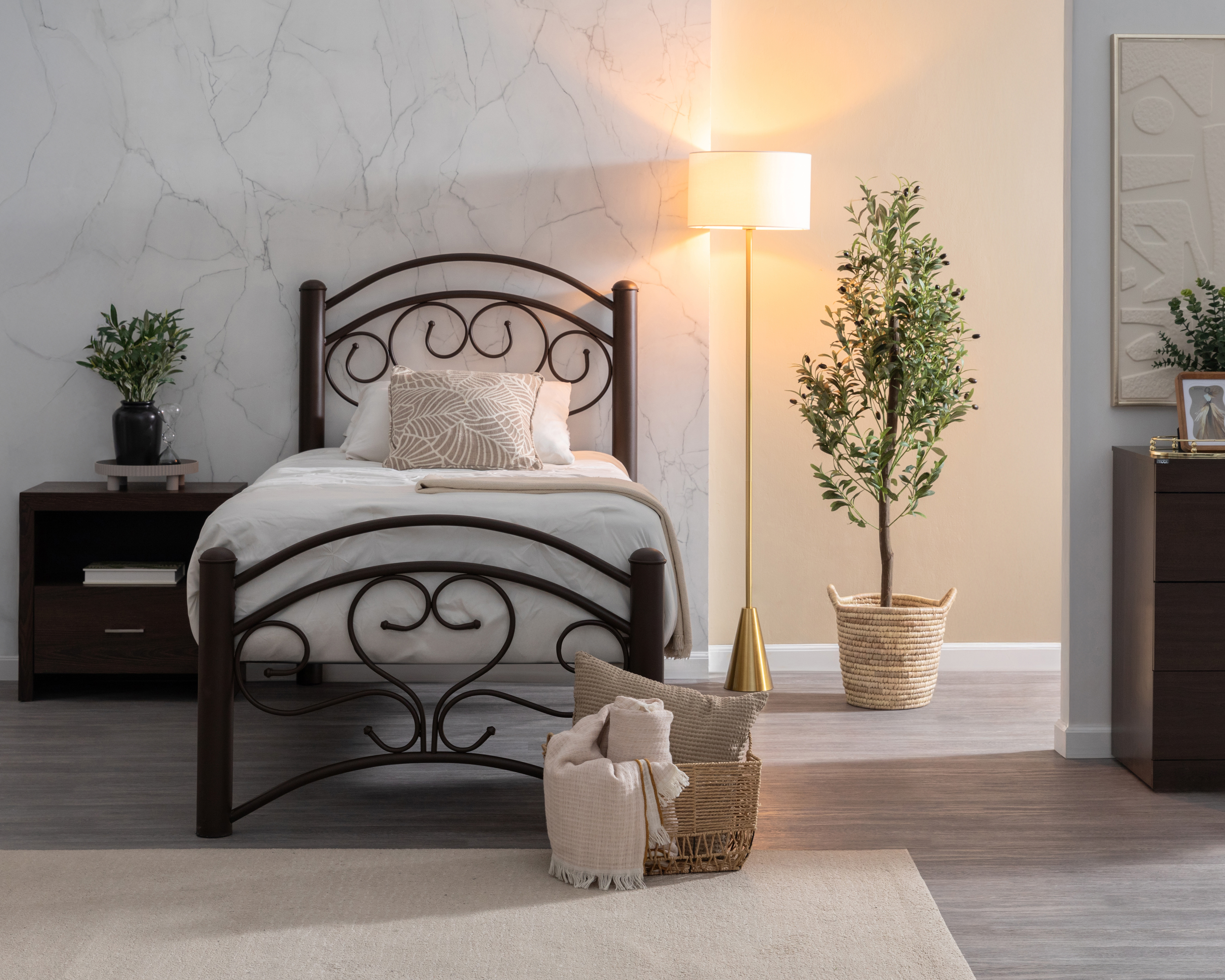 Cama Individual Indonesia de Metal