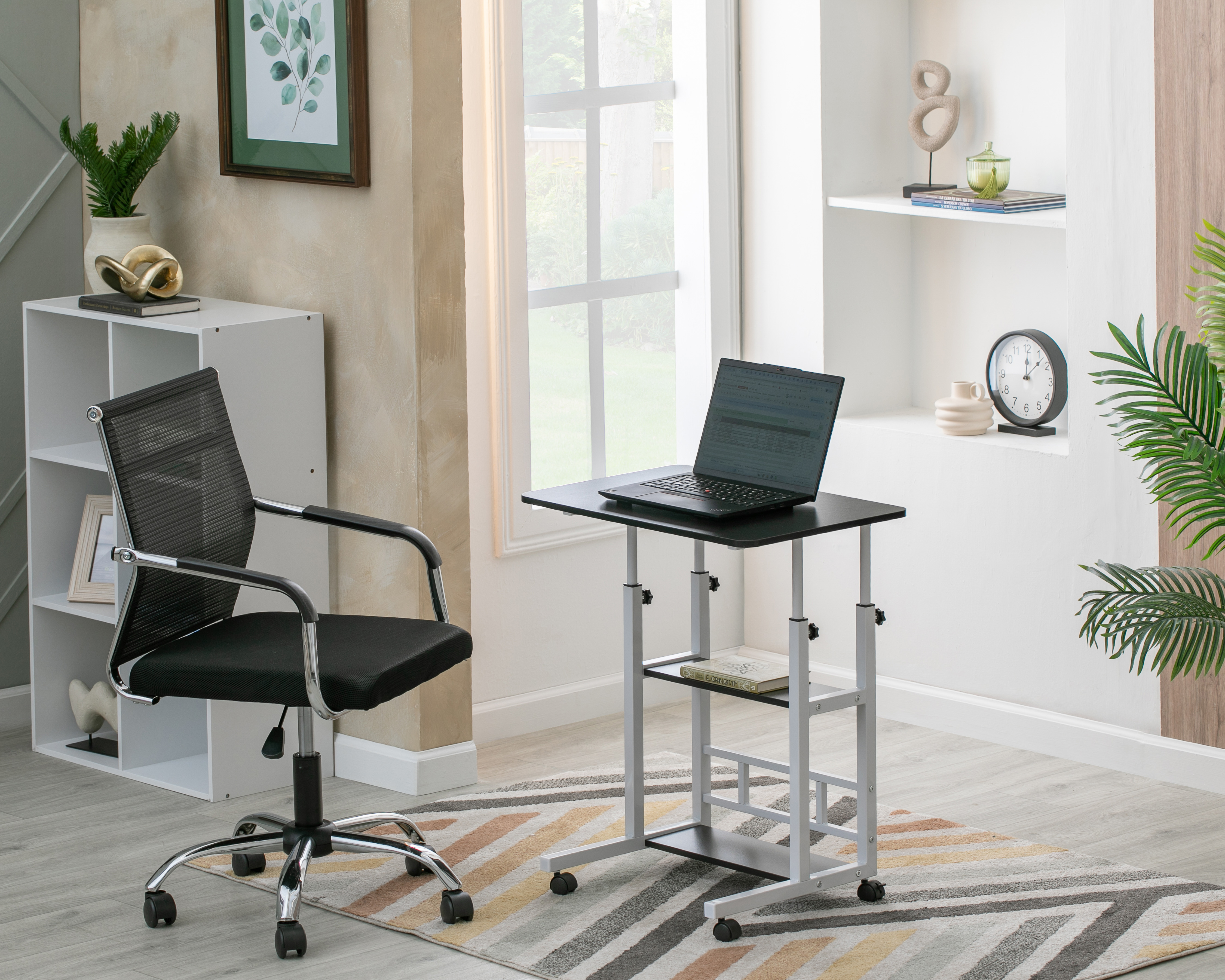 Escritorio Ajustable de Metal Lorena Negro