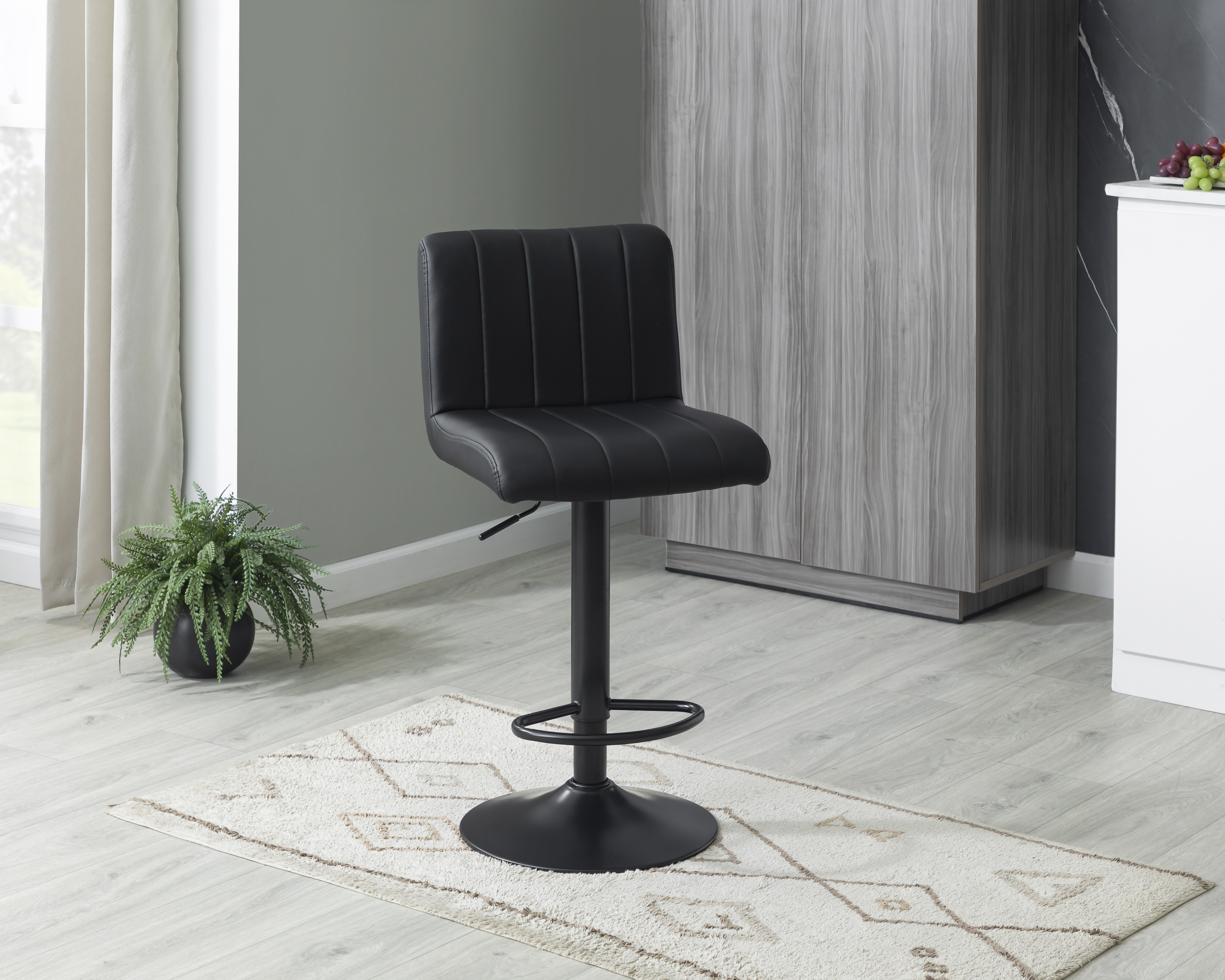 Foto 2 pulgar | Foto 1 | Banco de Metal Ikal Liberia Negro