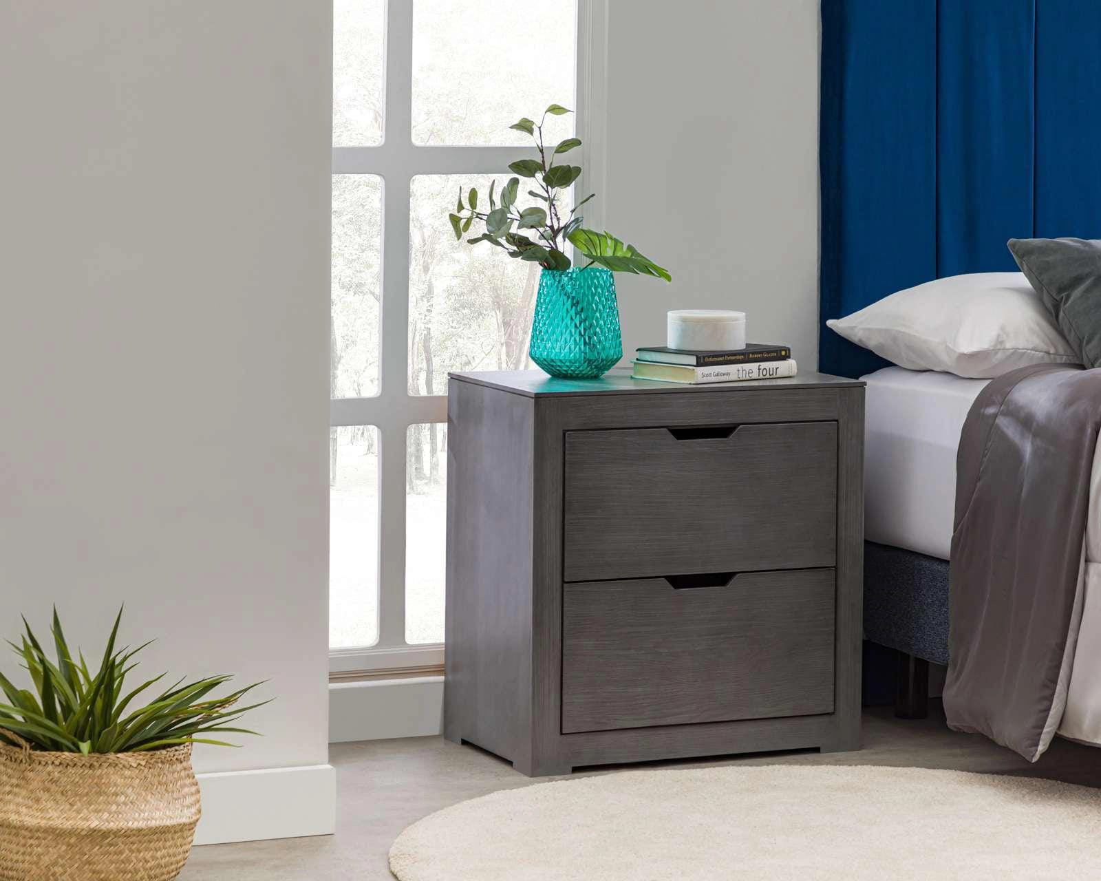 Foto 2 pulgar | Foto 1 | Buró Sidney Gris