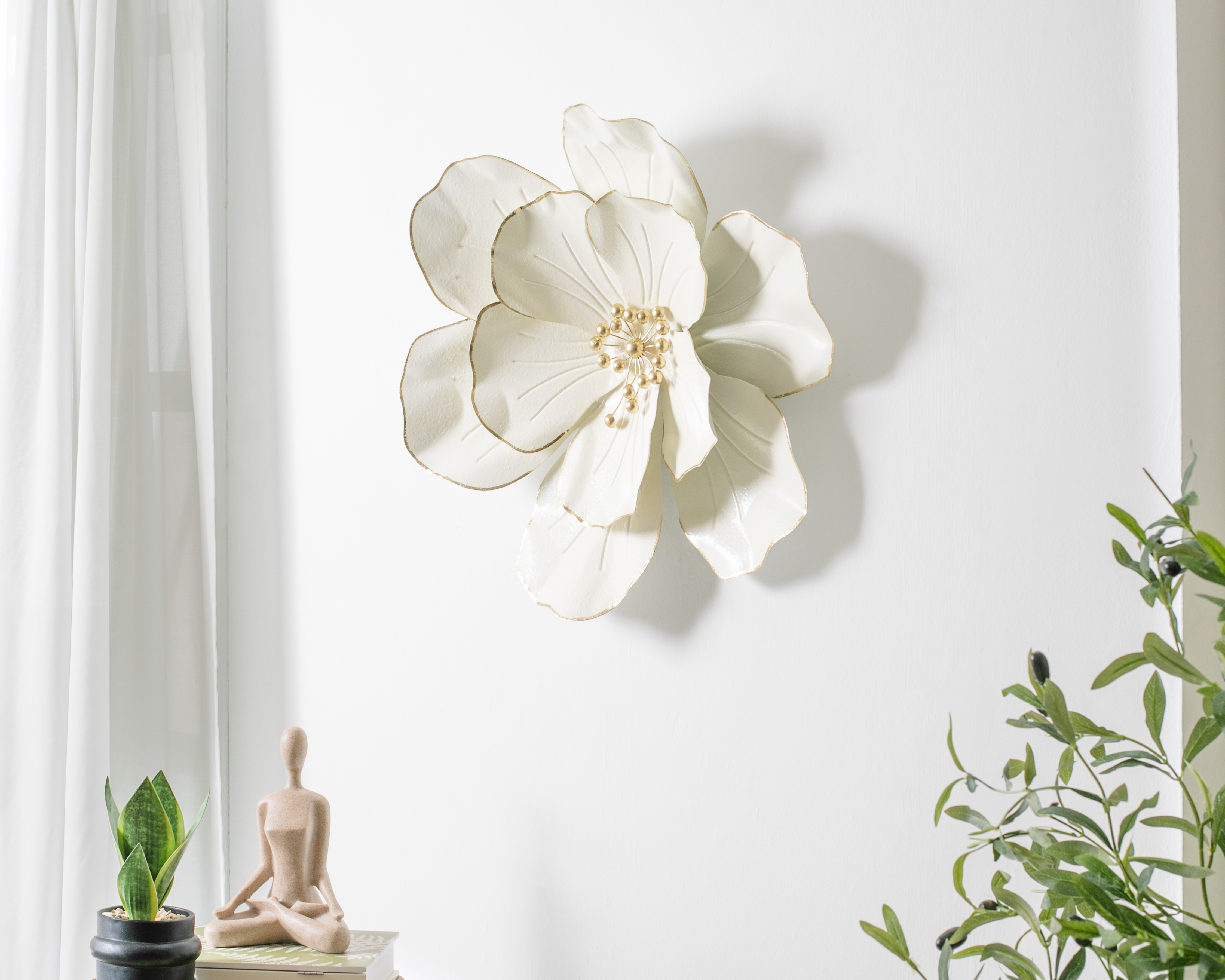 Foto 4 | Foto 4 | Flor de Pared Decorativa Blancas de Metal