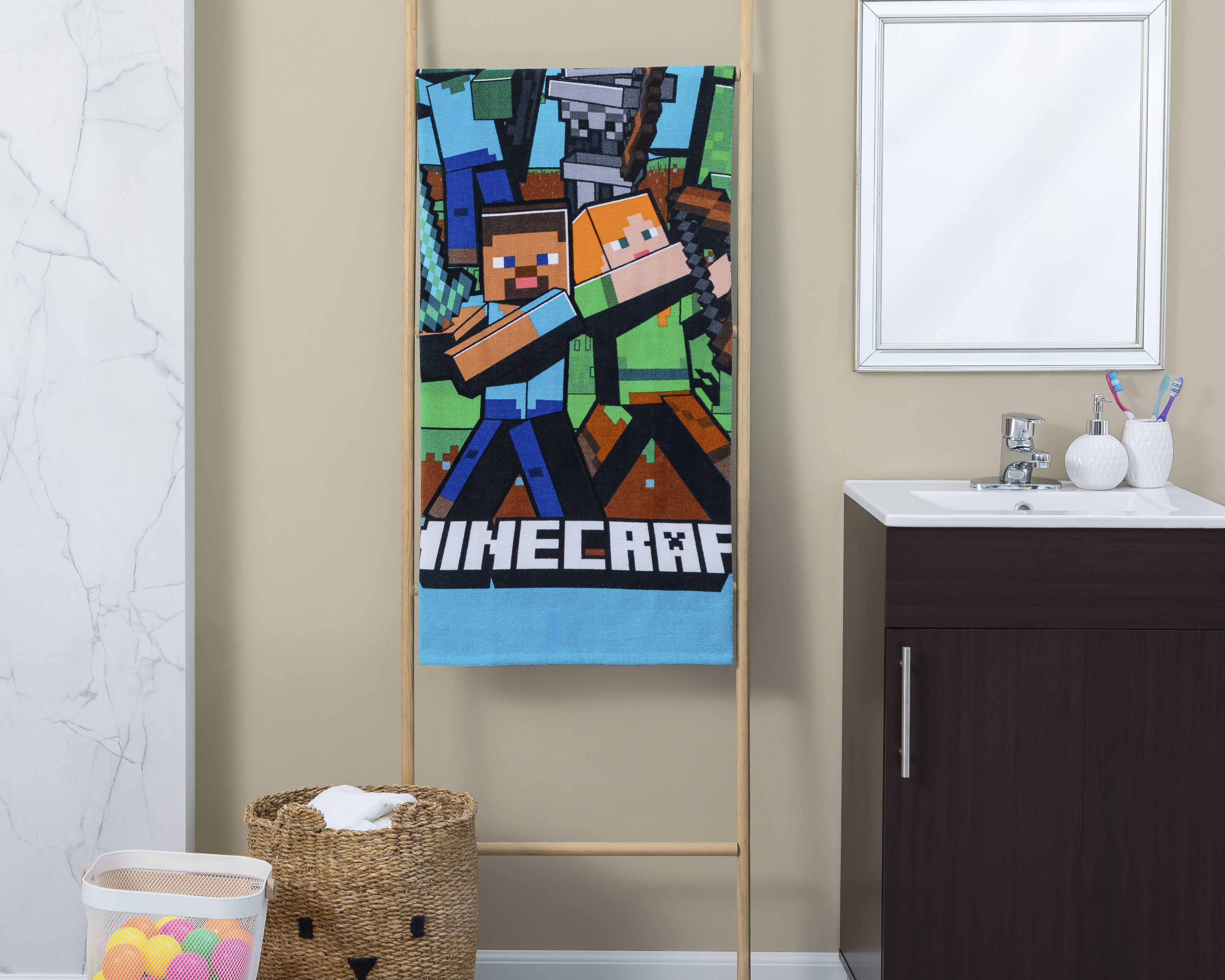 Foto 5 pulgar | Foto 4 | Toalla de Baño Minecraft Estampada