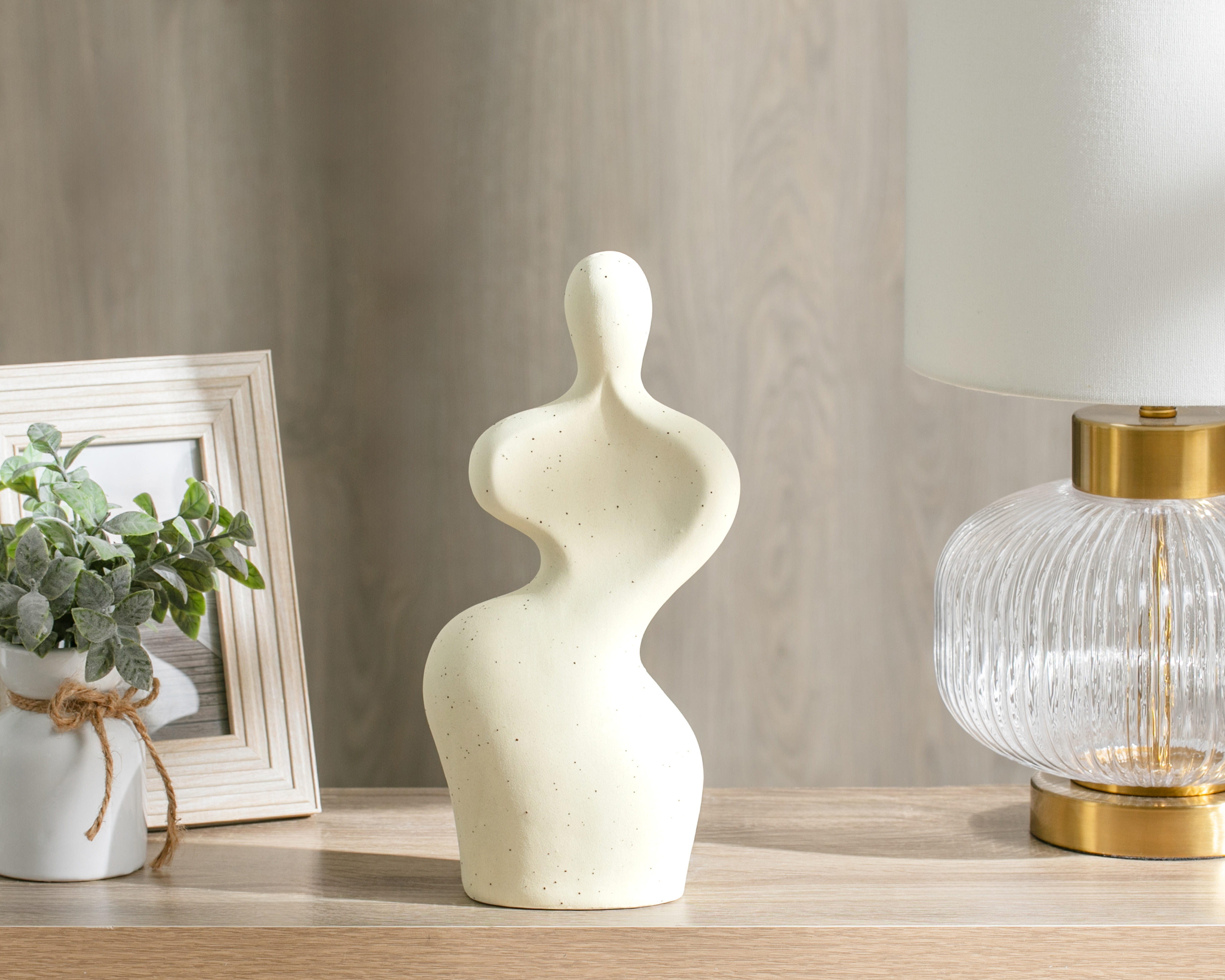 Foto 5 | Foto 5 | Escultura de Mujer Erina de Cerámica