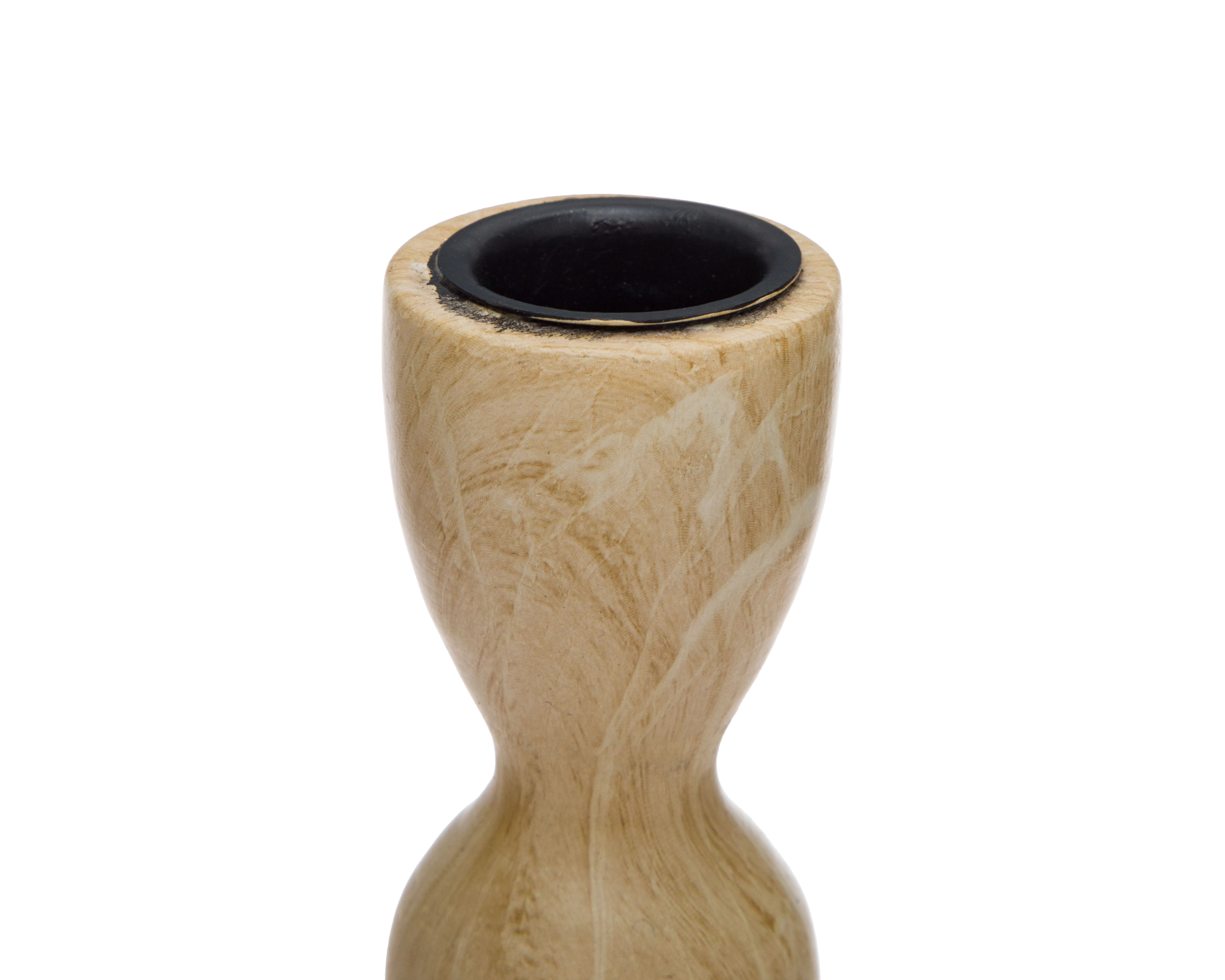 Foto 4 pulgar | Foto 3 | Portavela Lamty B de Madera