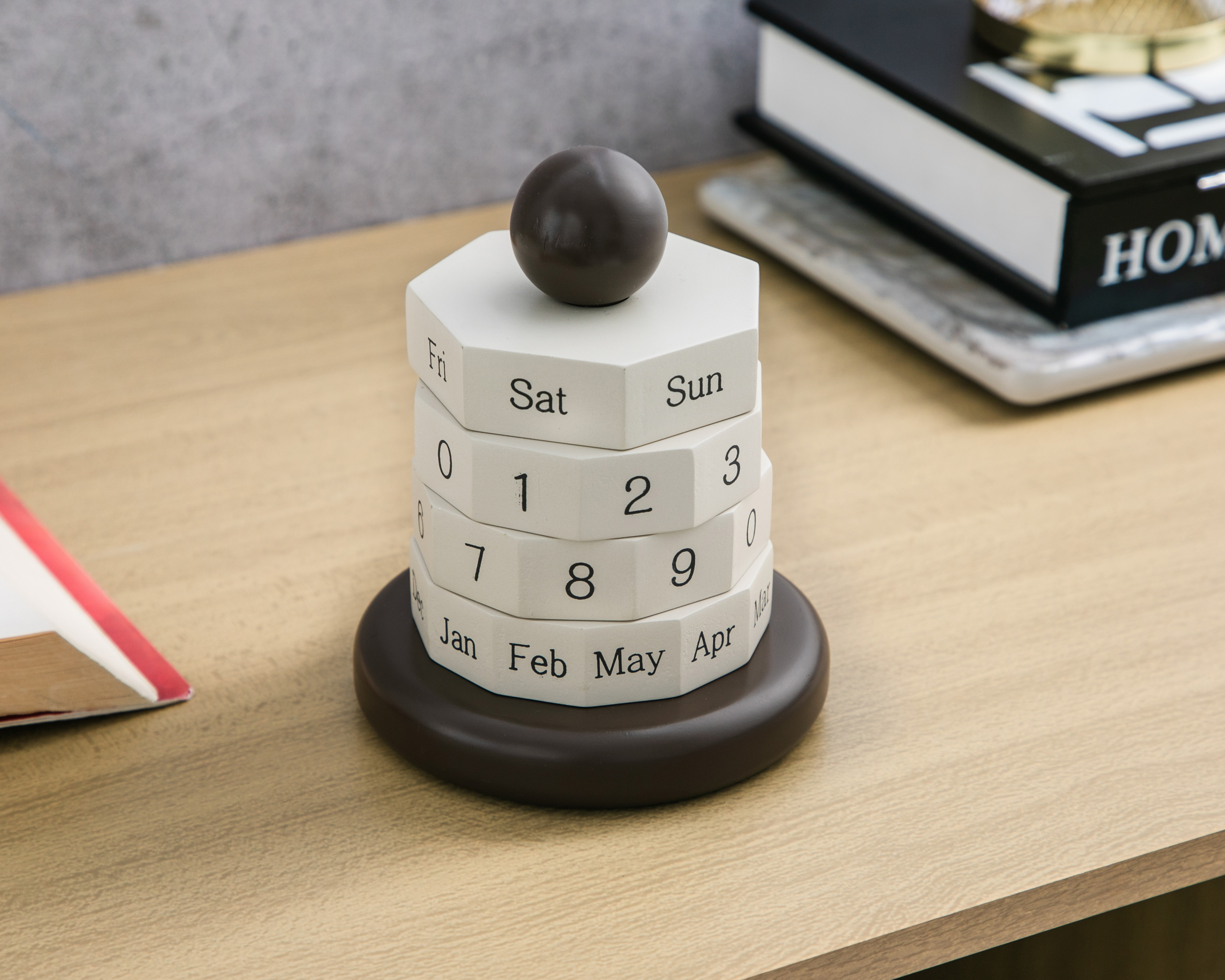 Foto 5 | Foto 5 | Figura Decorativa de Calendario Alfa de Madera