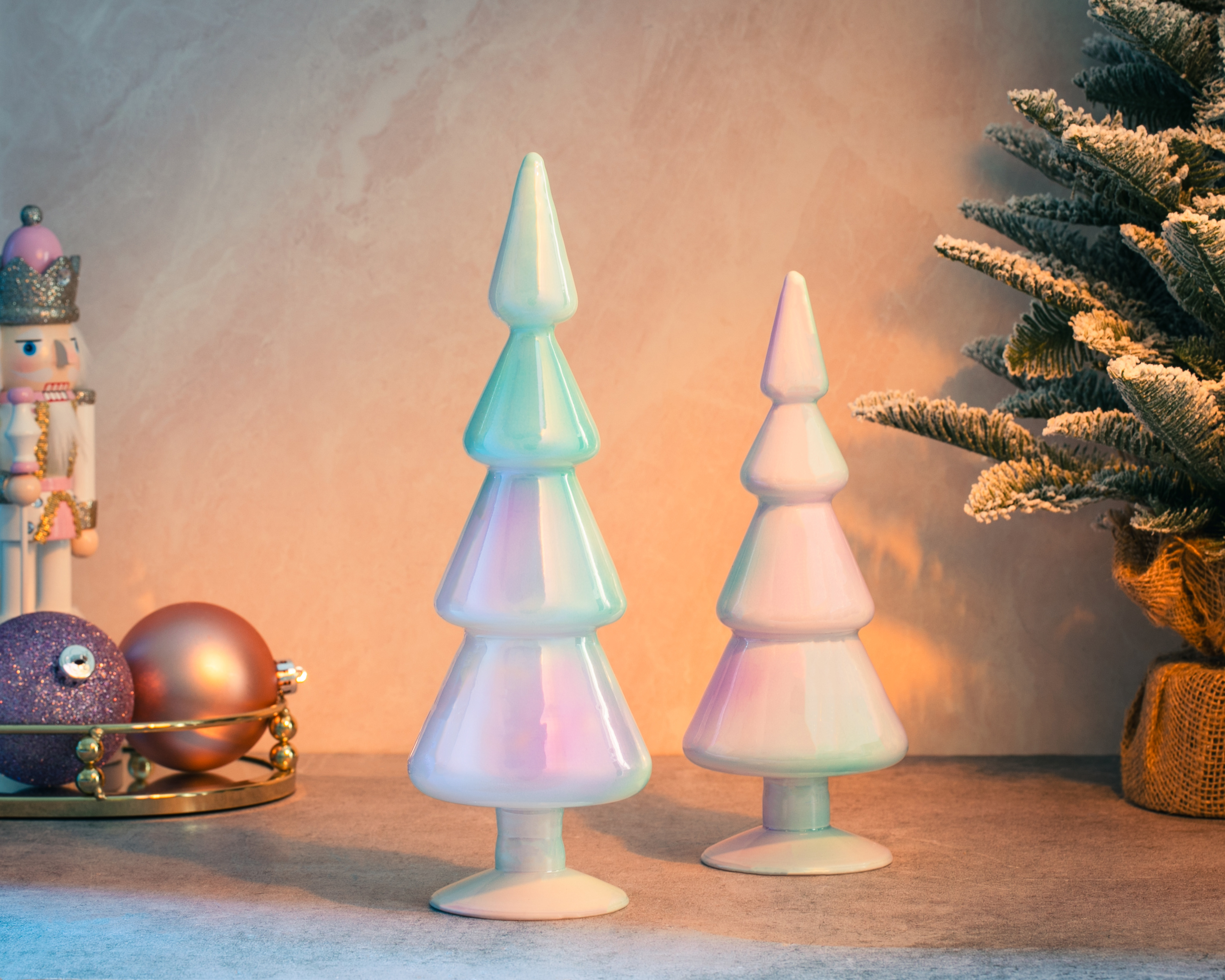 Foto 5 pulgar | Foto 4 | Escultura de Pino de Navidad Árbol Tornasol de Vidrio