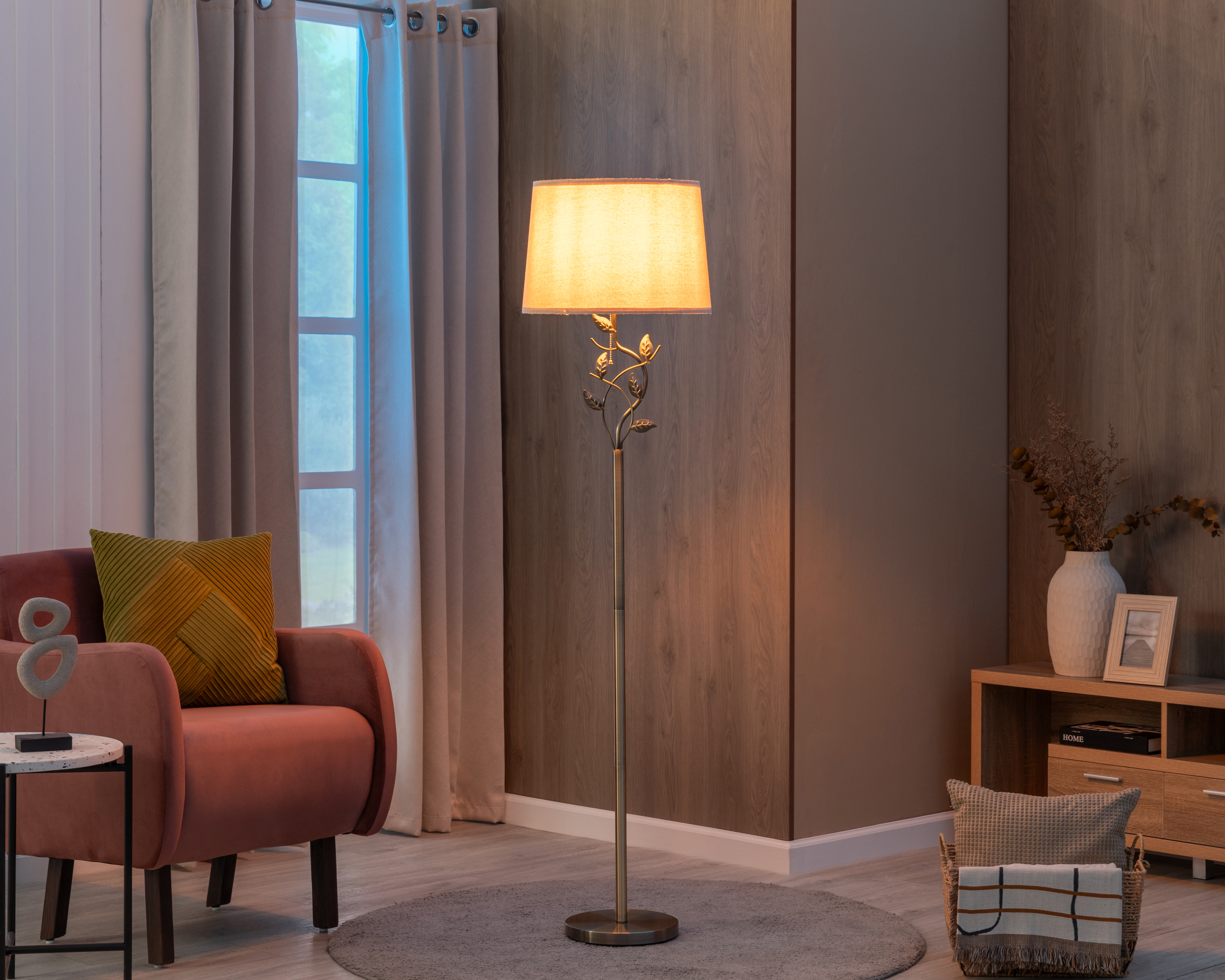 Lámpara de Piso Laisa 165 cm