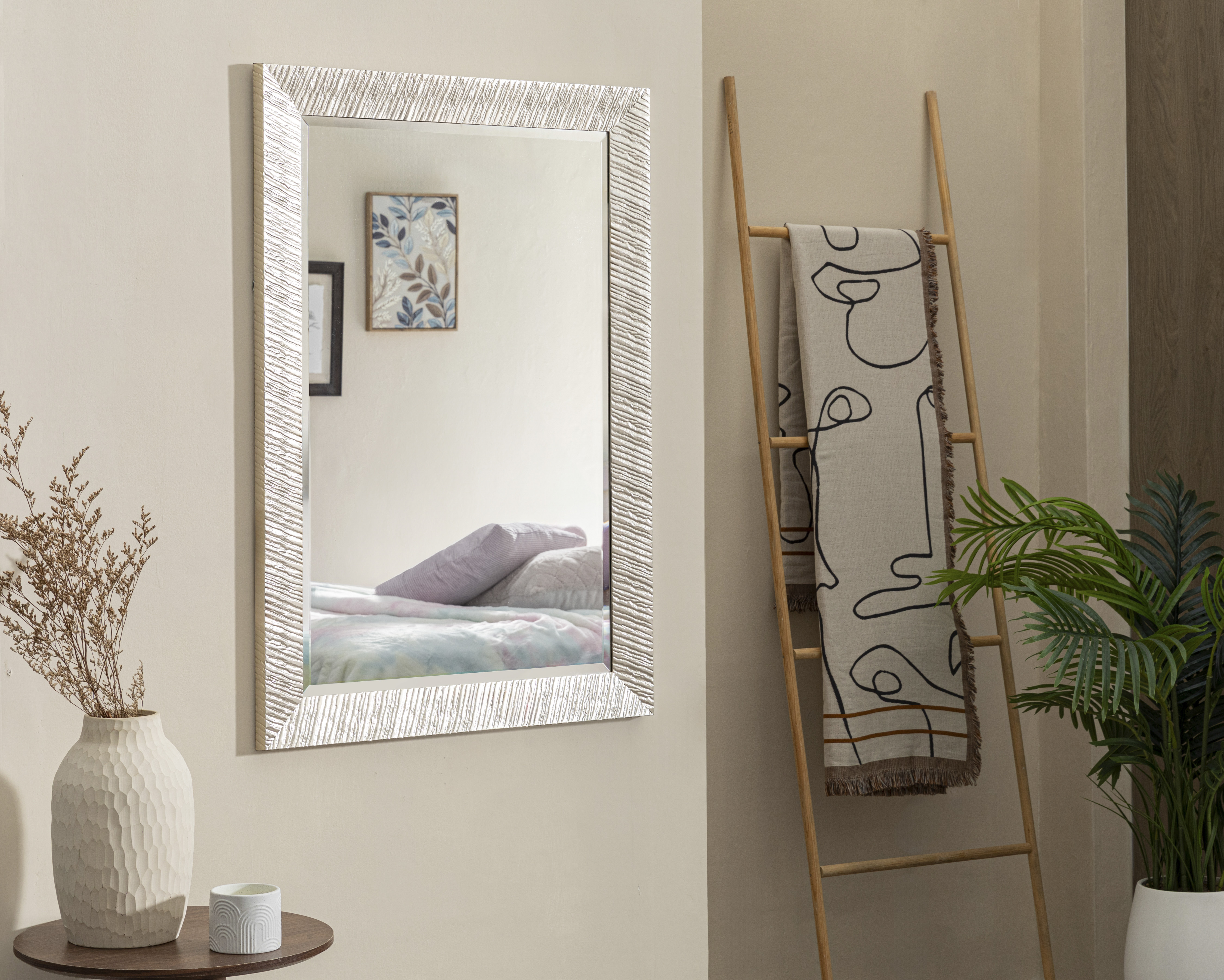 Espejo Rectangular Devangi 61 x 91.4 cm