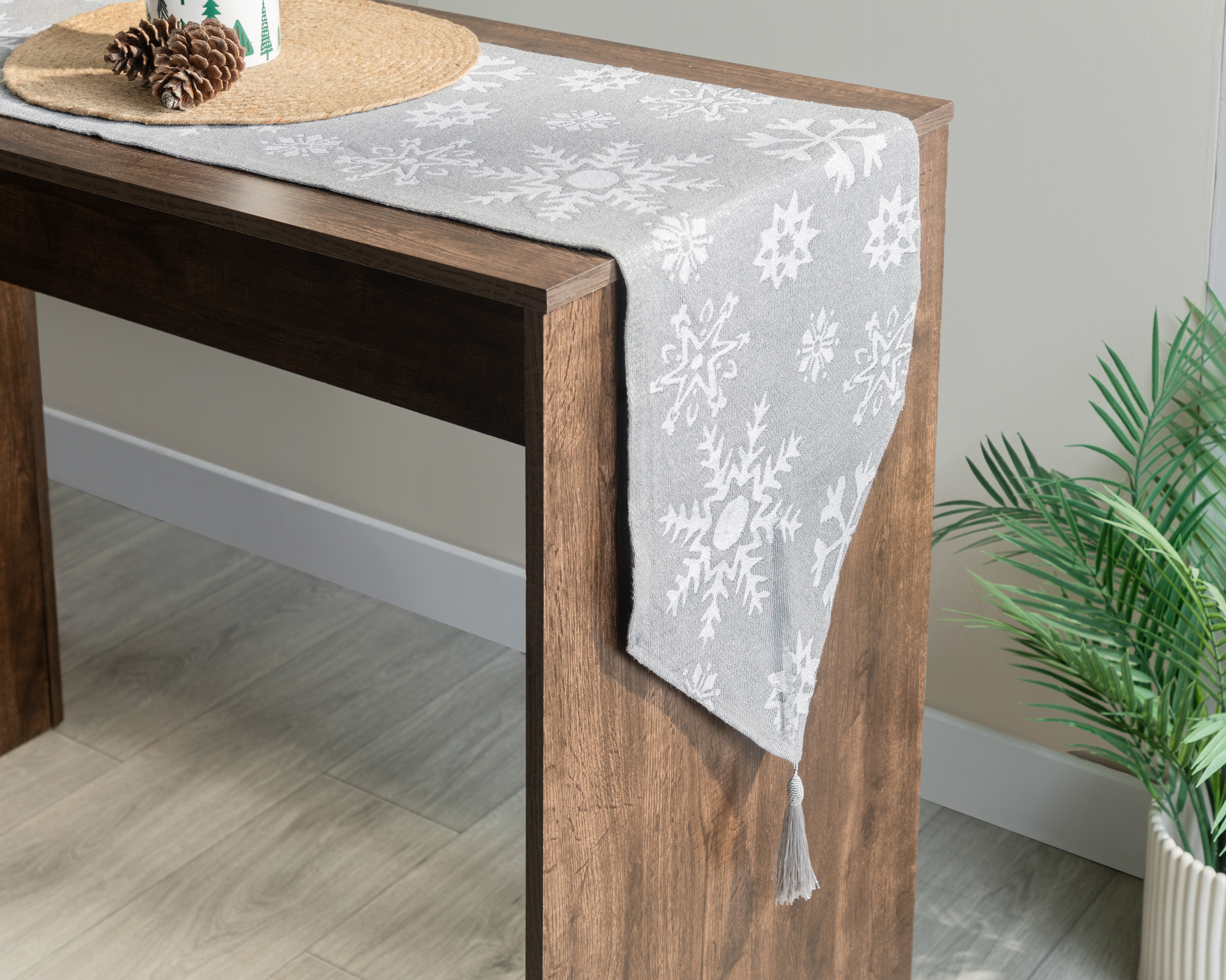 Camino de Mesa Plateado Starhaus Silver Flakes 36 x 170 cm