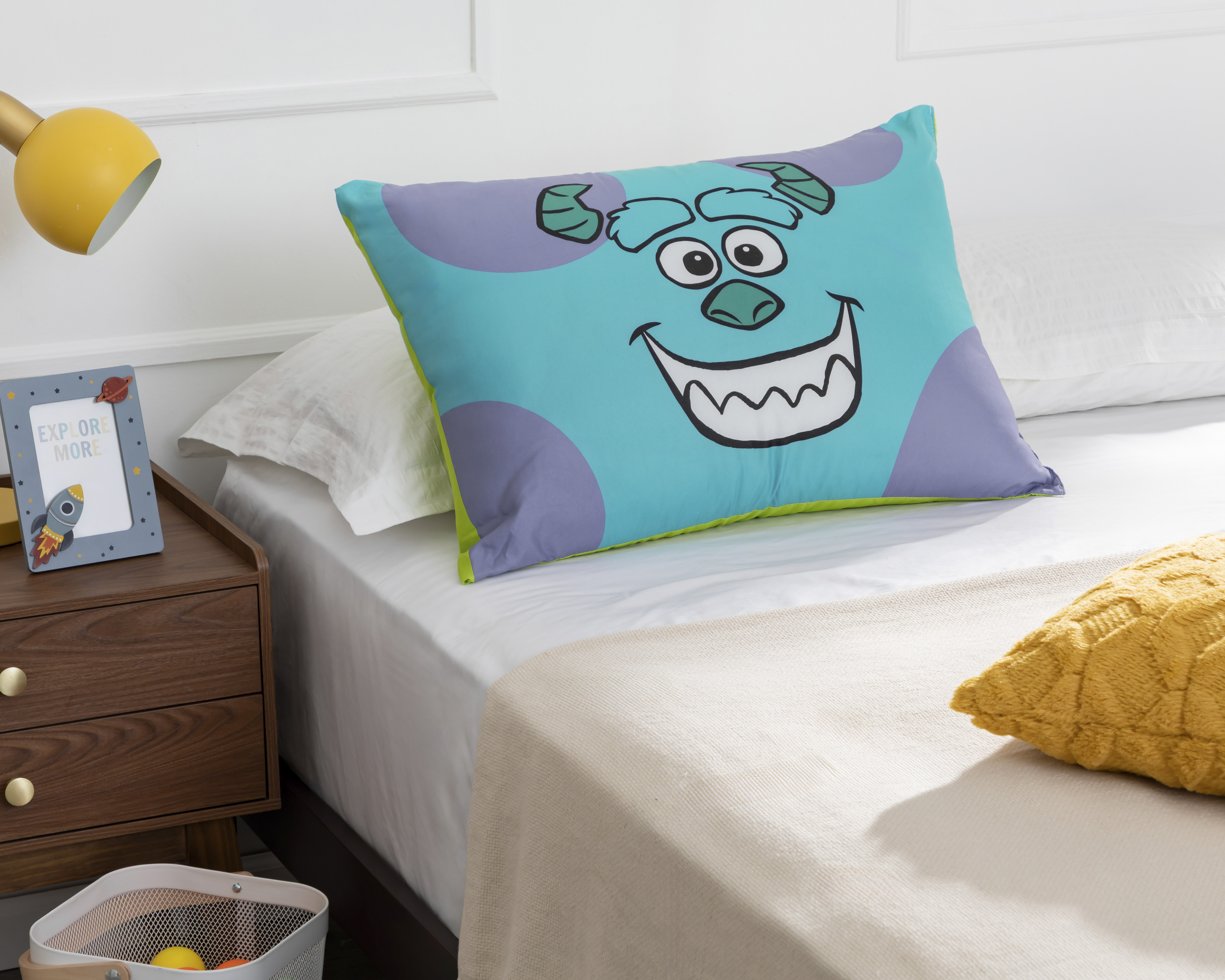 Almohada Monsters Inc. Estándar Suave
