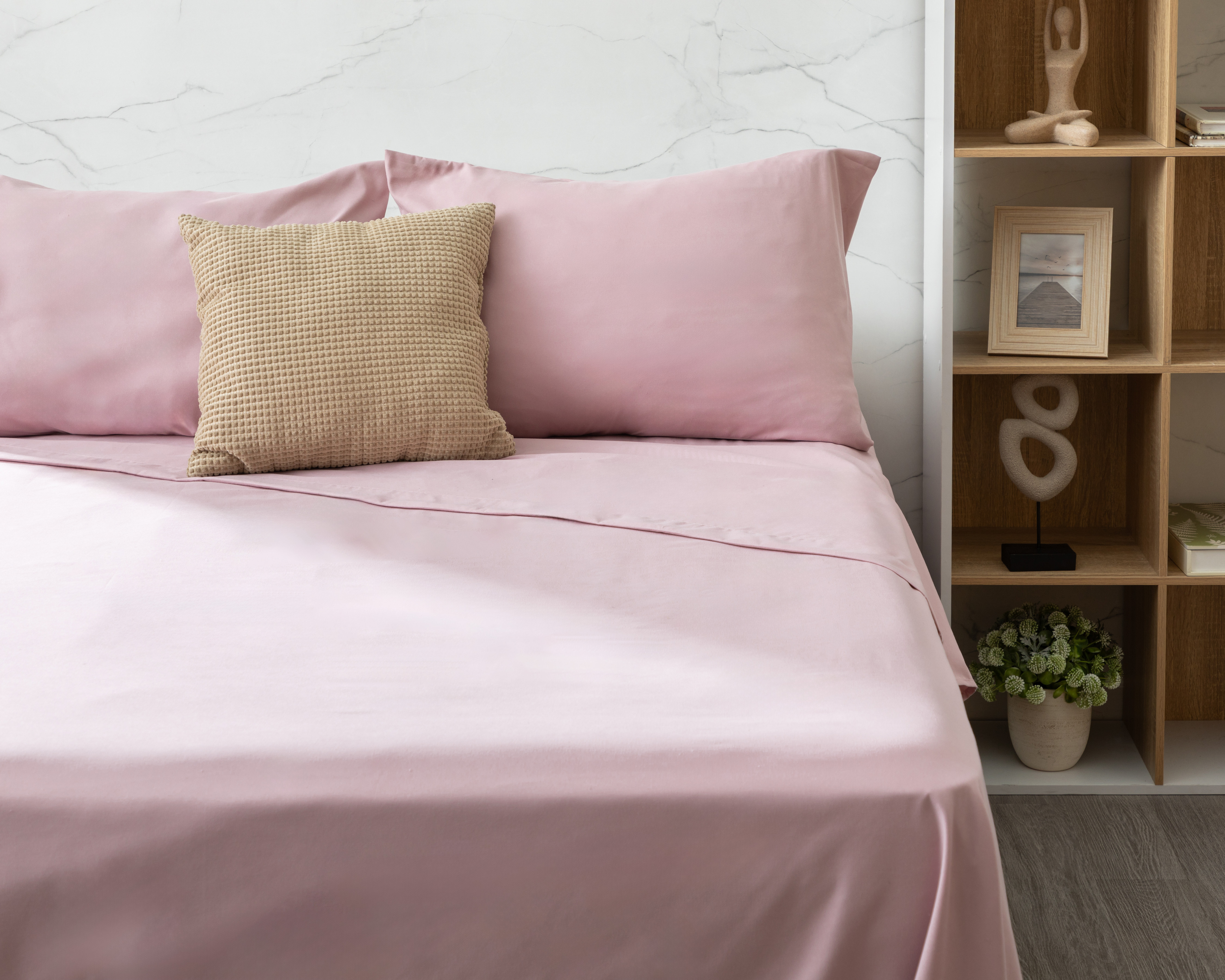 Sábana Matrimonial con Fundas para Almohada Starhaus Lunares Rosa 4 Piezas