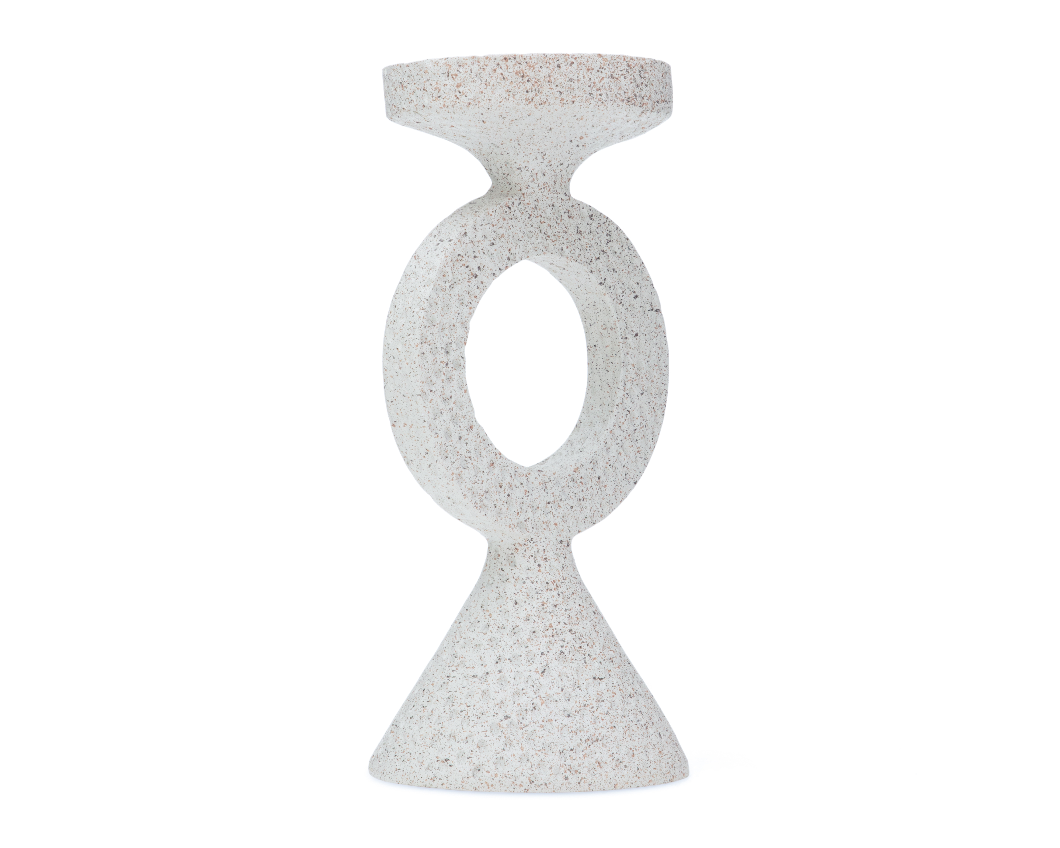 Foto 2 pulgar | Foto 1 | Candelabro Deltan de Poliresina