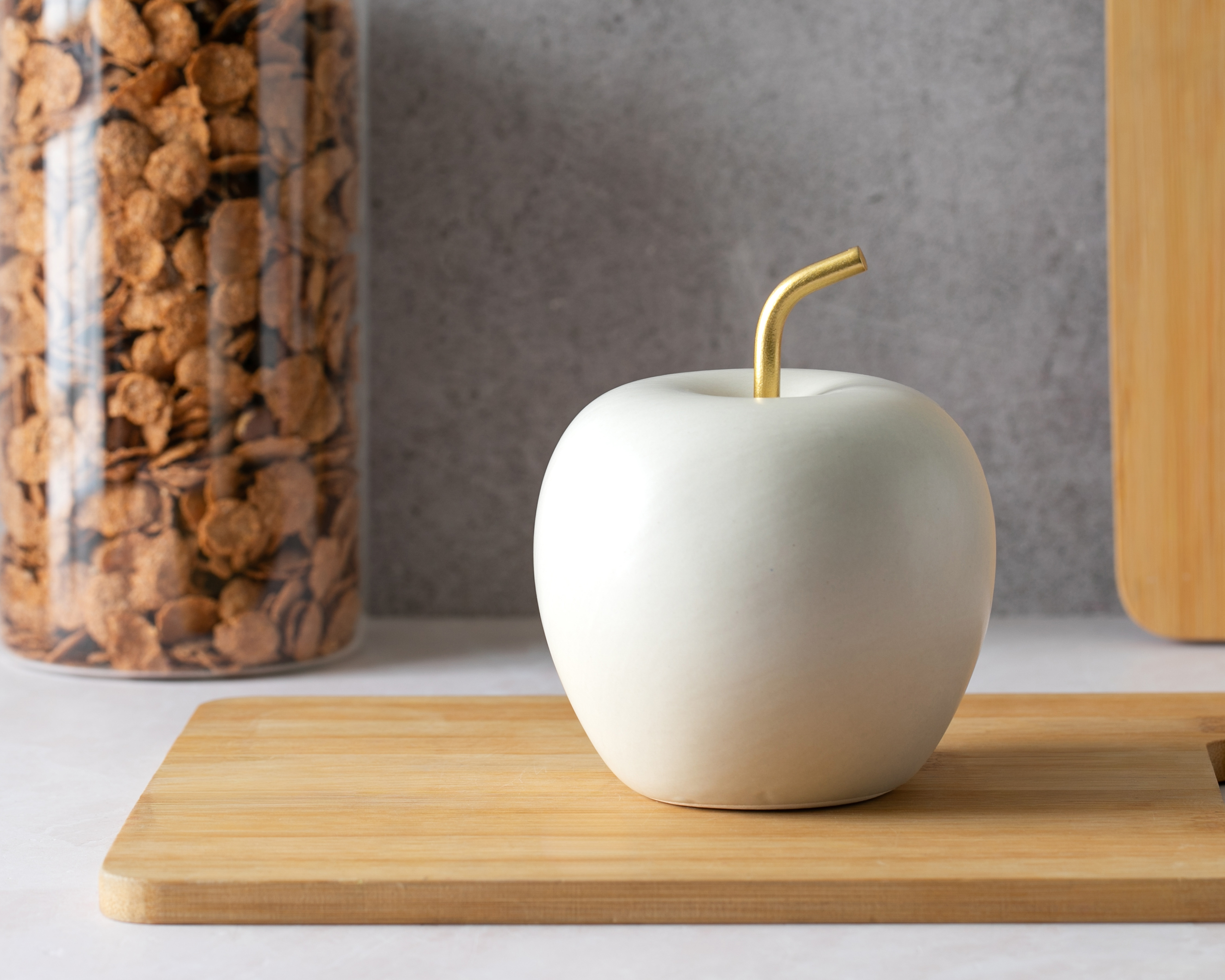 Foto 5 pulgar | Foto 4 | Escultura de Manzana Lea de Cerámica