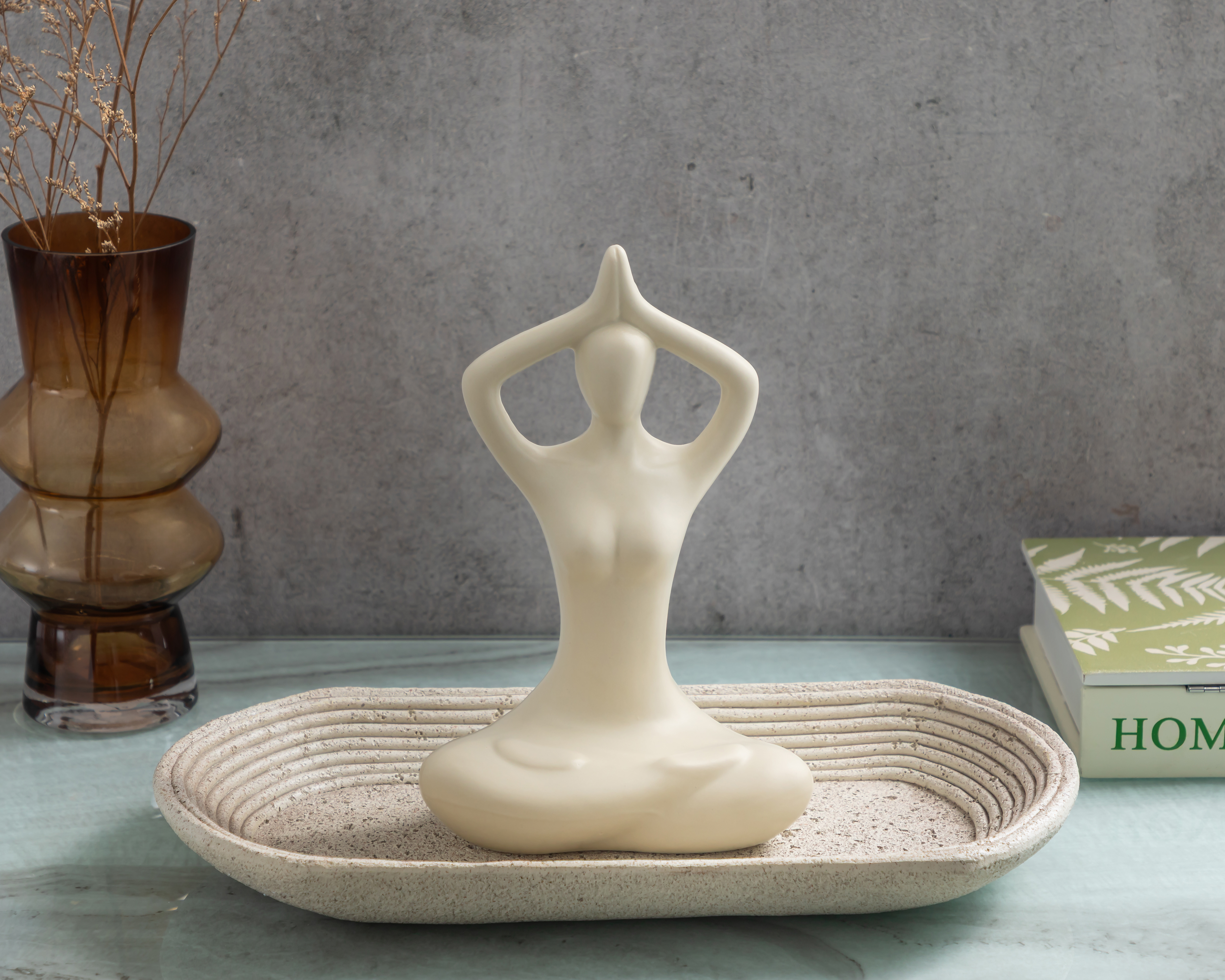 Foto 6 pulgar | Foto 5 | Escultura de Mujer Amadora de Cerámica