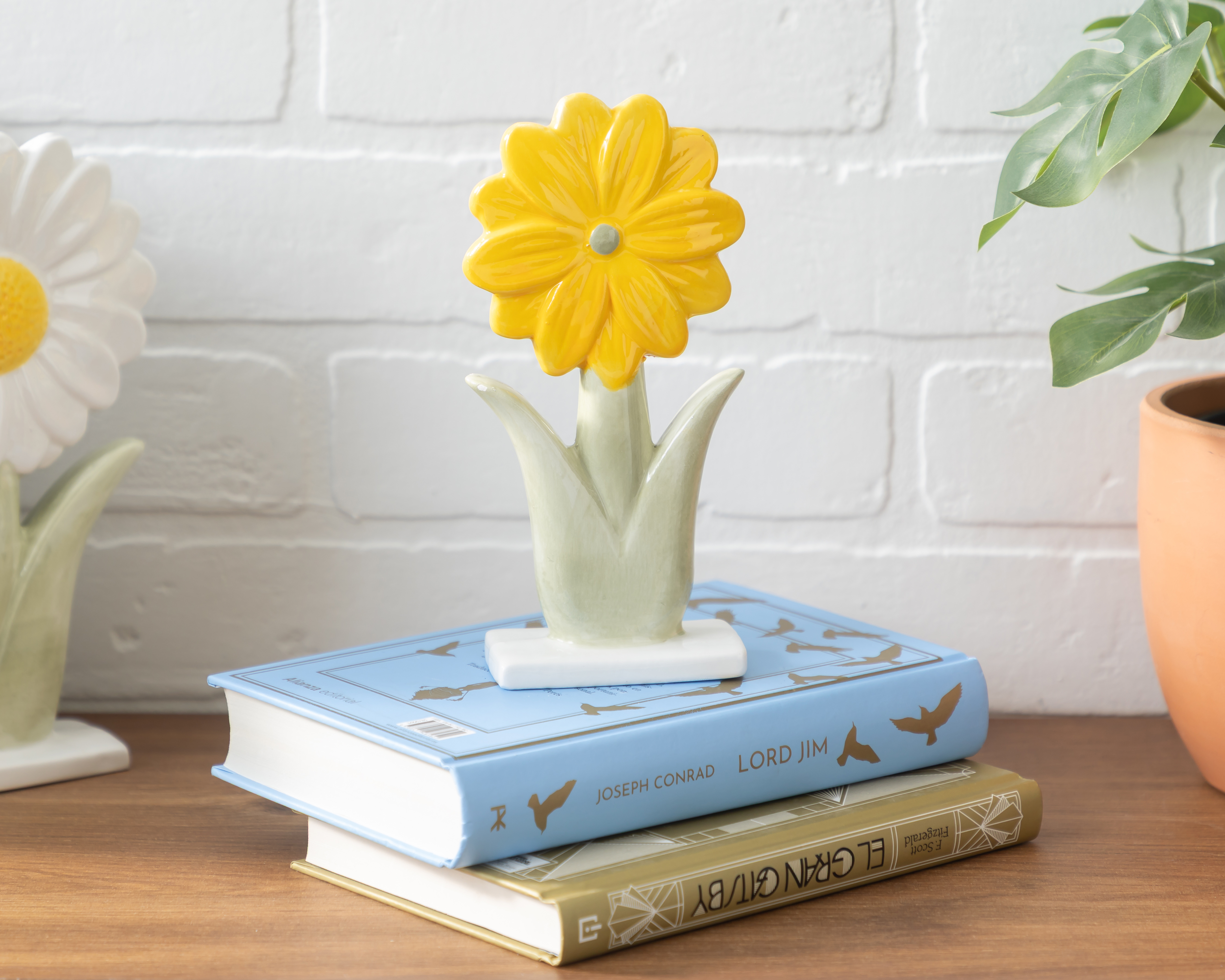 Foto 6 pulgar | Foto 5 | Escultura de Flor Flower de Cerámica