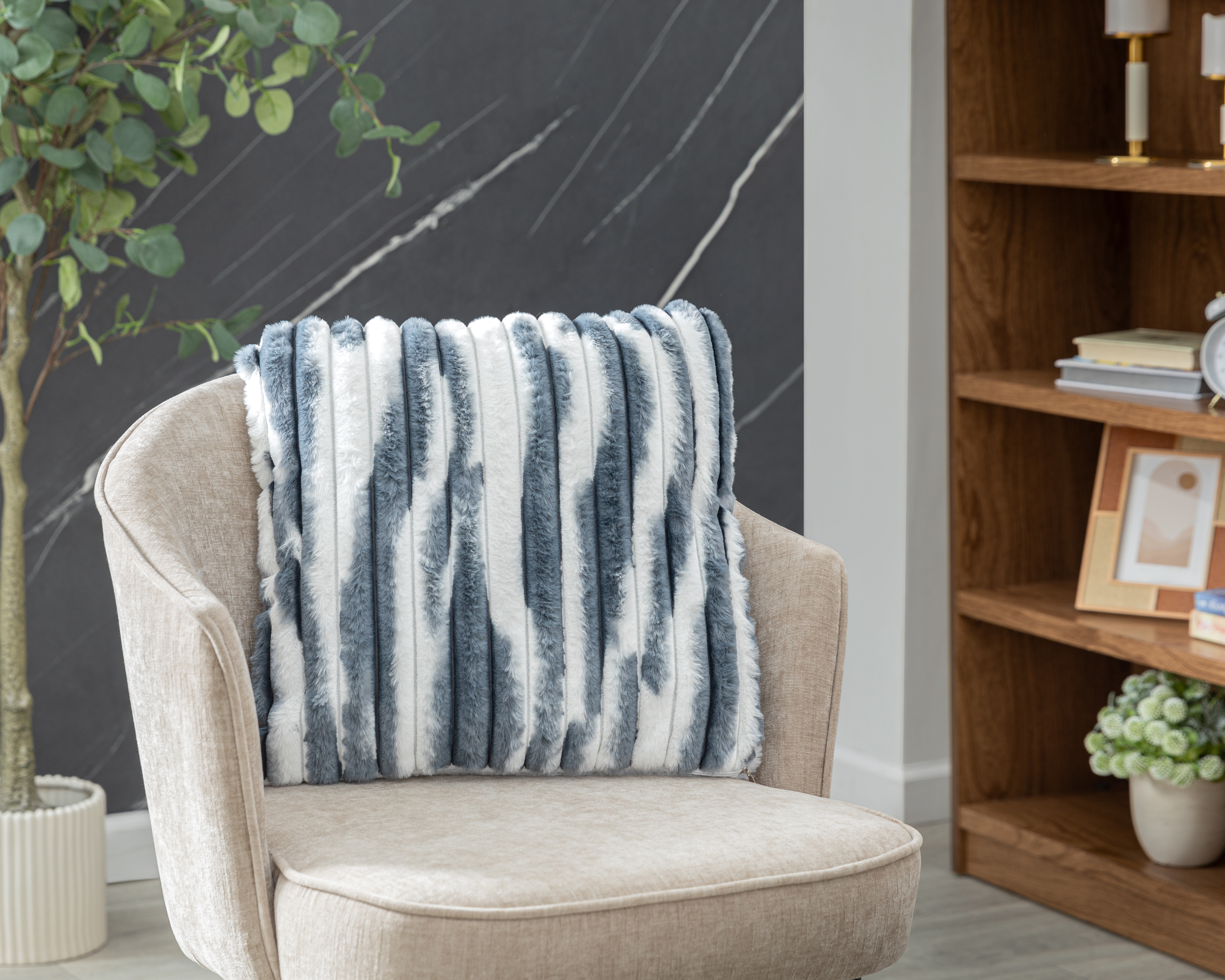 Foto 4 | Foto 4 | Cojín Decorativo Bloom