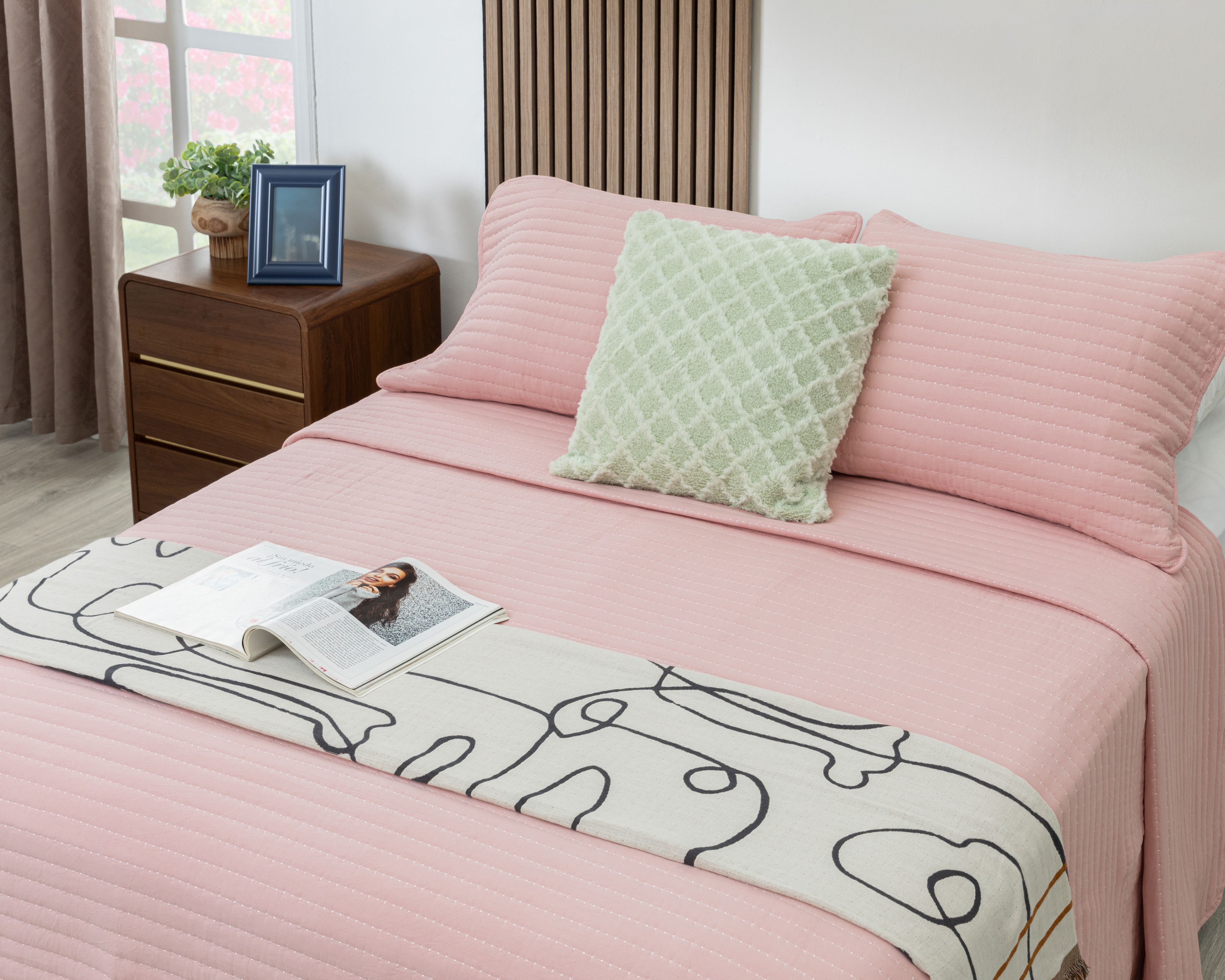 Colcha Matrimonial-Queen Size con Fundas para Almohada Starhaus Estefi Rosa 3 Piezas