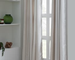 Cortina Clairo 137 x 225 cm Beige