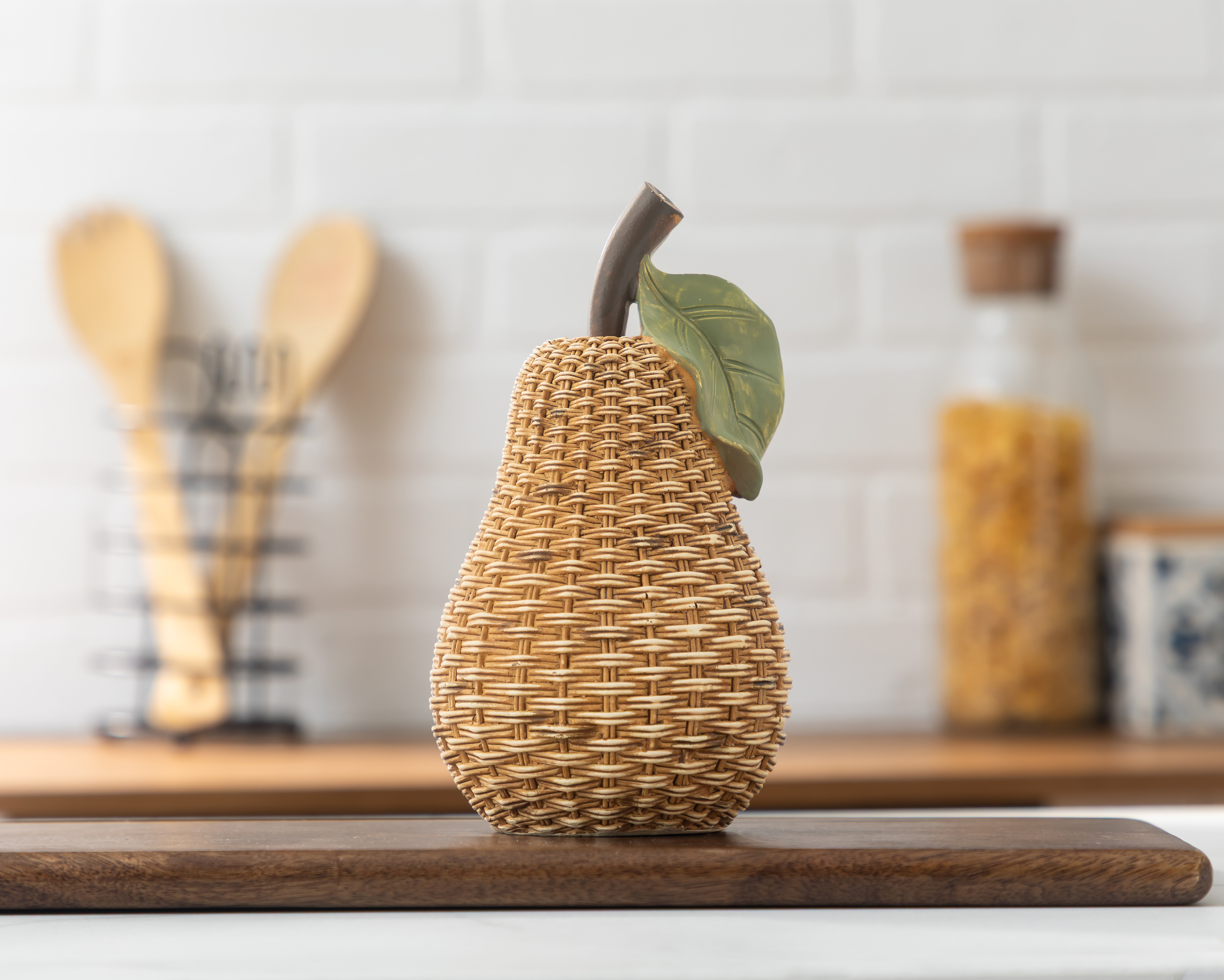 Foto 5 pulgar | Foto 4 | Escultura de Pera Syntara P de Poliresina