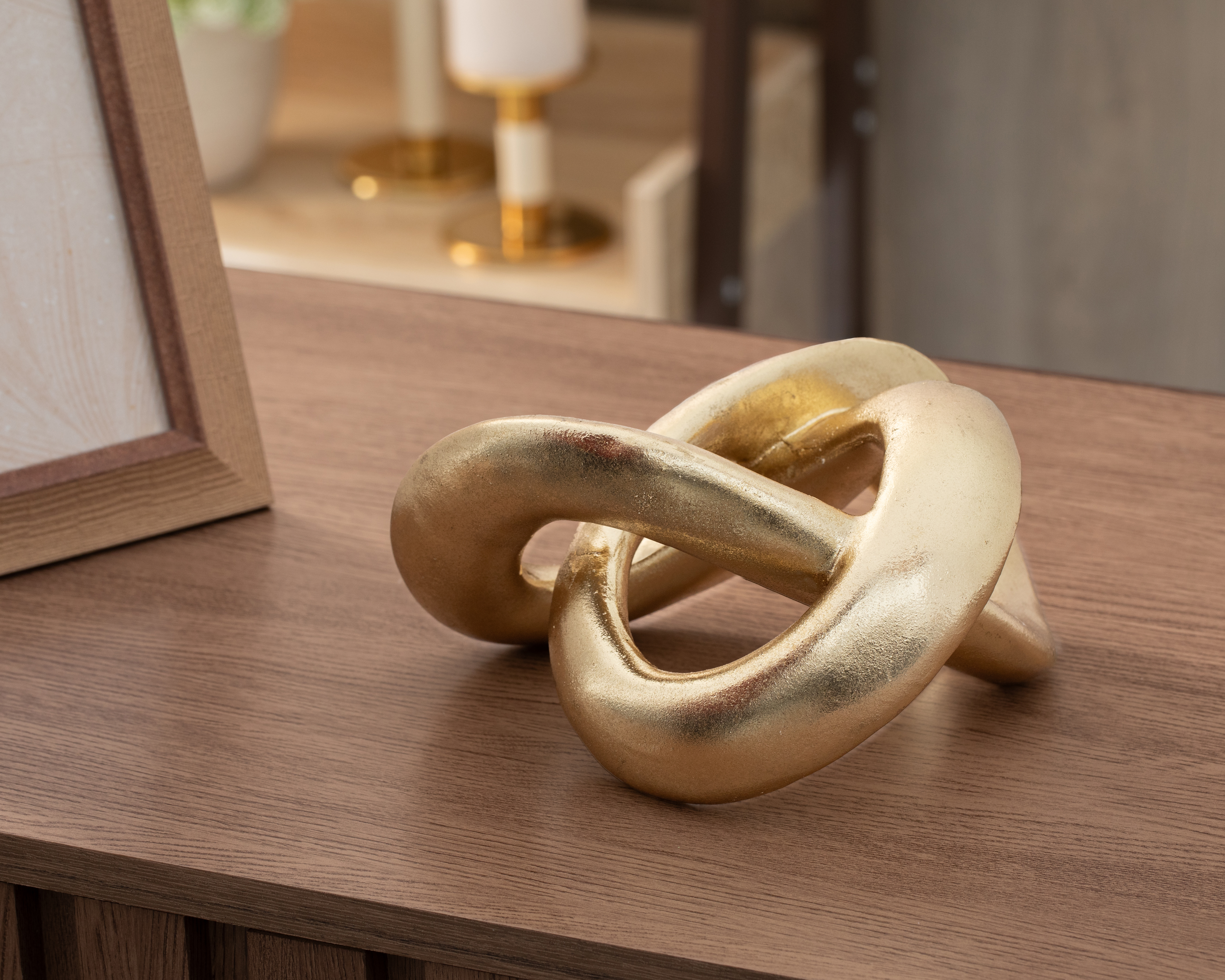 Foto 6 pulgar | Foto 5 | Escultura Avarair de Resina